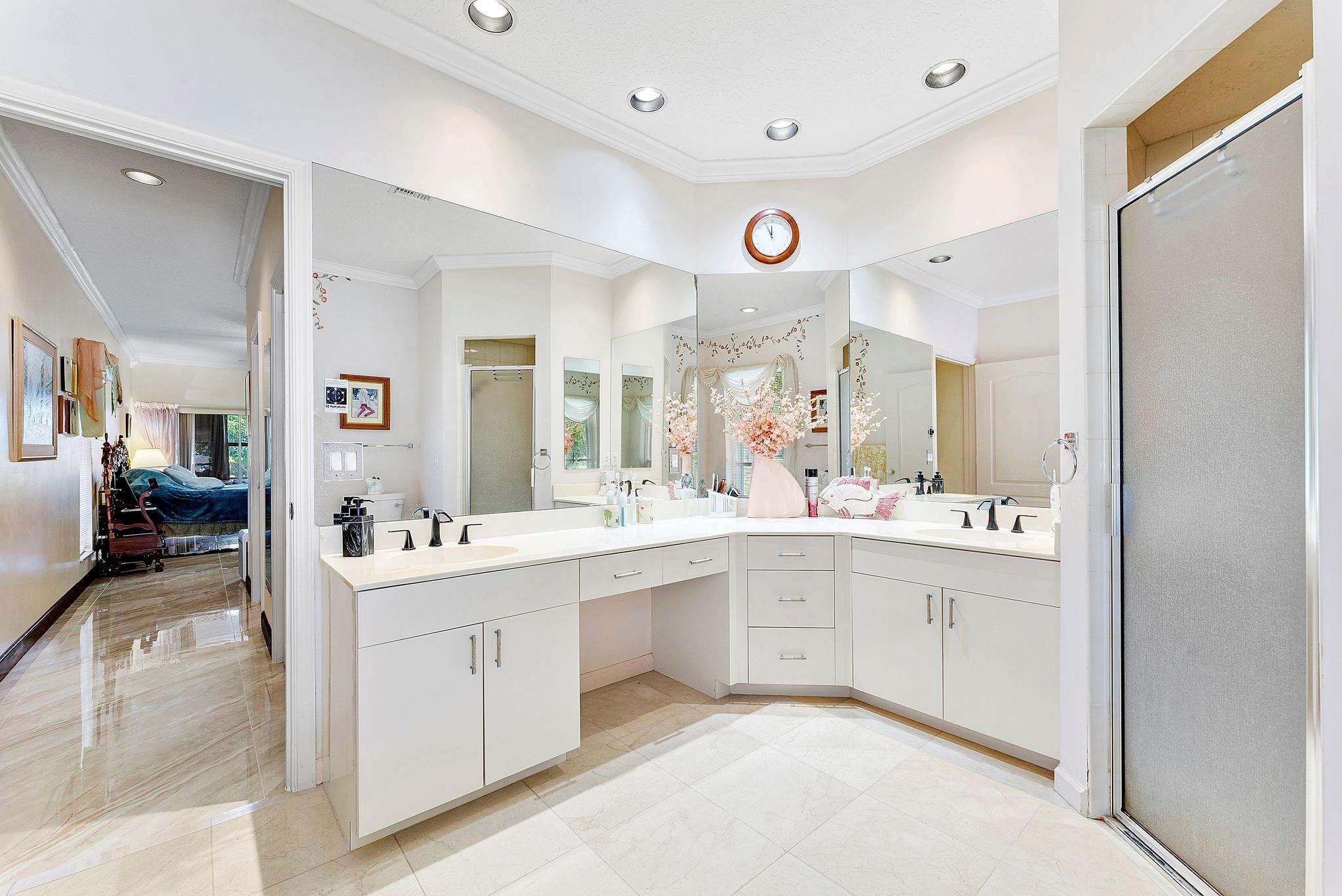 Photo for 8564 Rolling Hills Boulevard, Lake Worth, FL 33467 - Listing #FX-10502996 8564 Rolling Hills Boulevard, Lake Worth, FL 33467