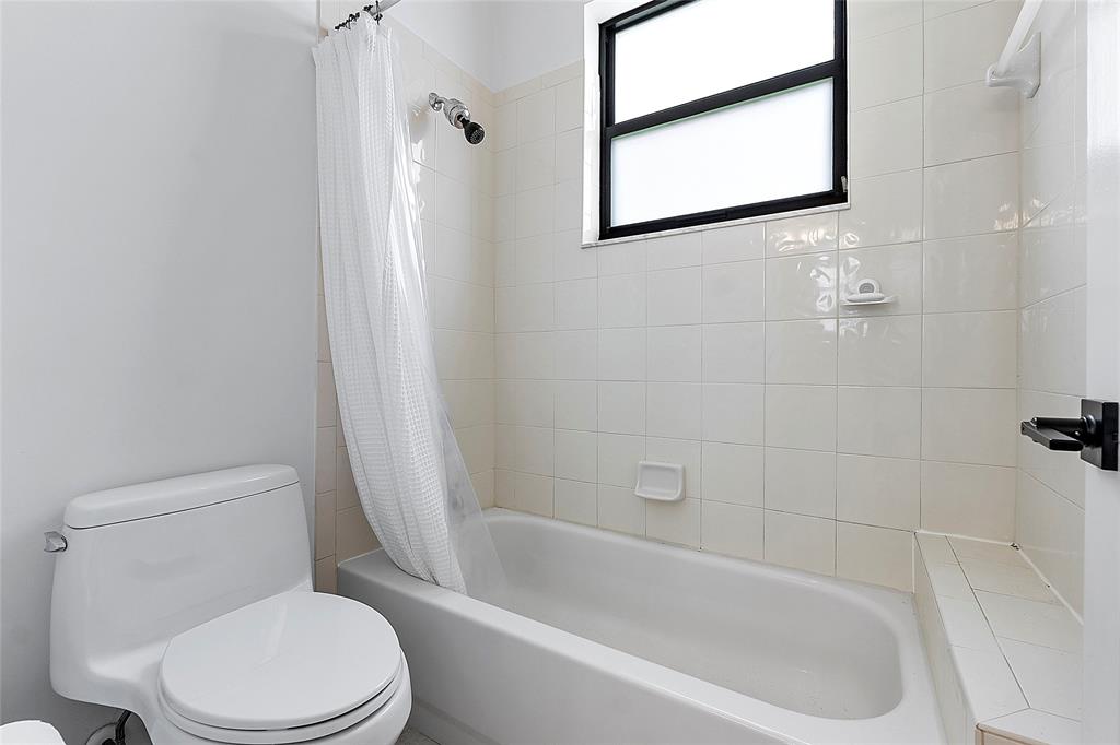 Photo for 12199 NW 77th Mnr, Parkland, FL 33076 - Listing #FX-10437192 12199 NW 77th Mnr, Parkland, FL 33076