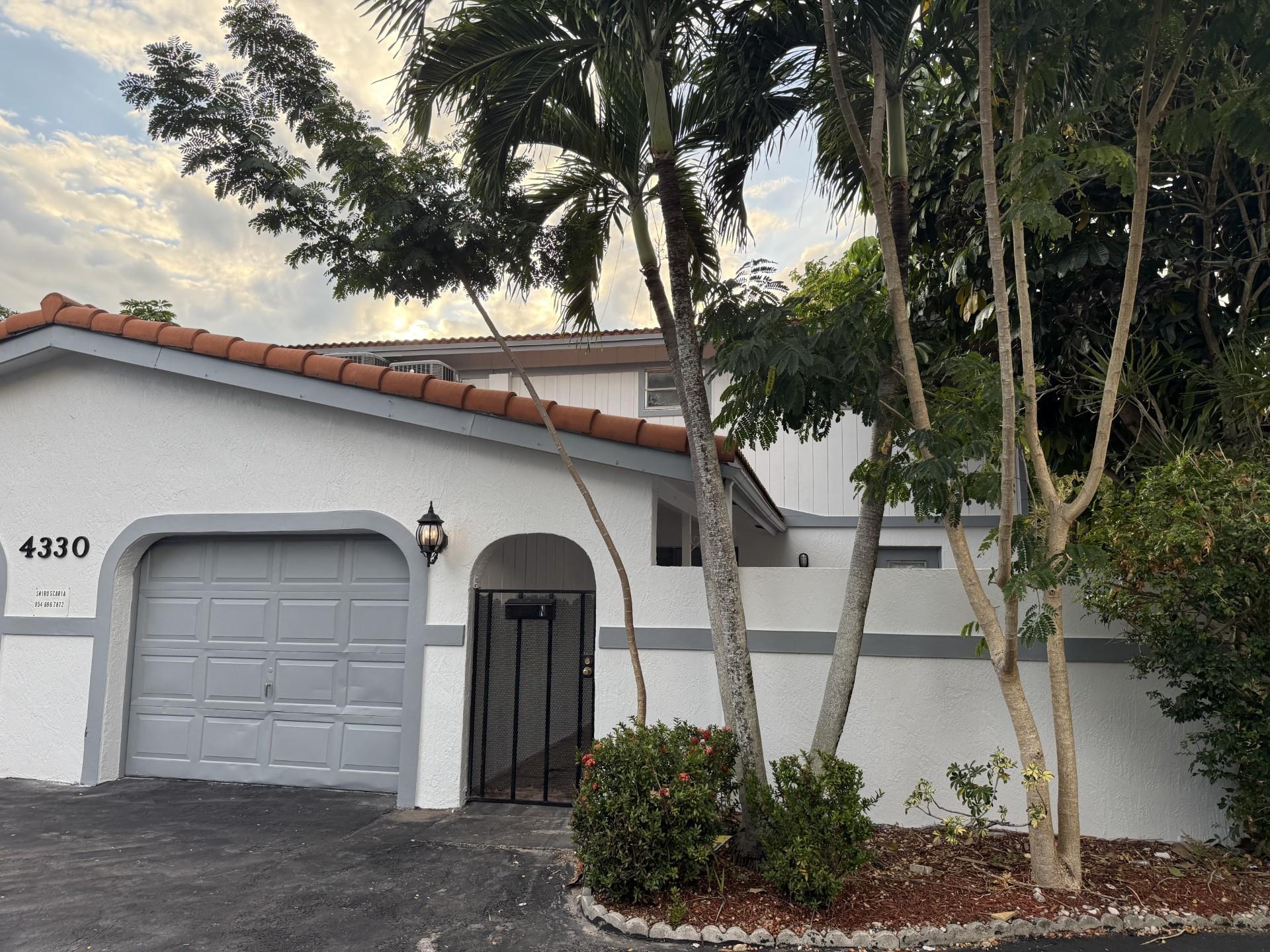 4330 NW 80th Avenue N, Coral Springs, FL 33065