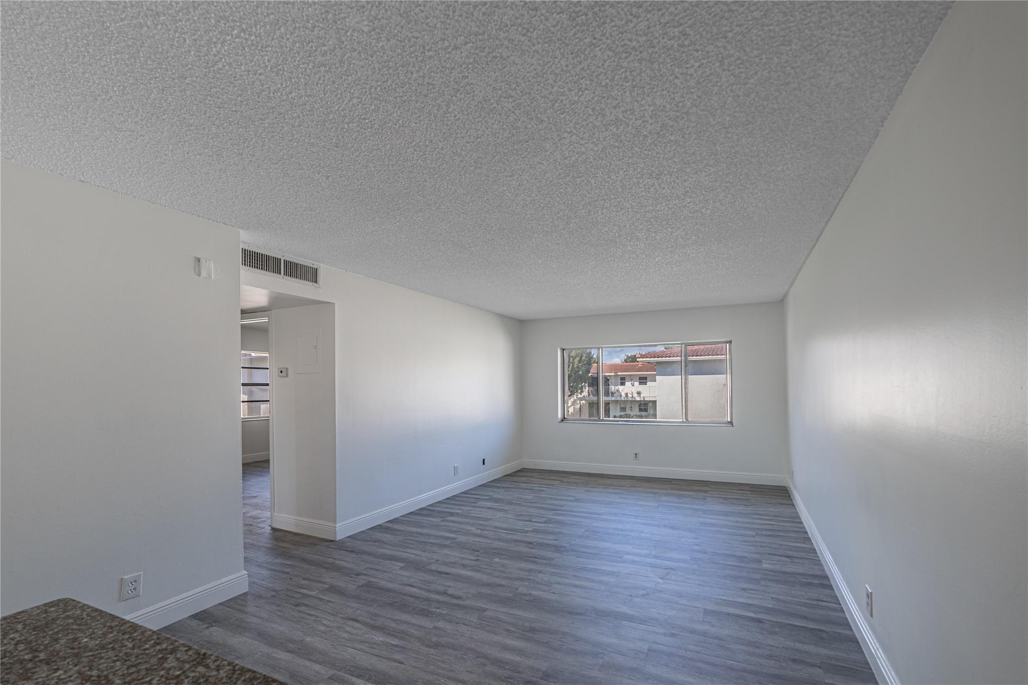 3218 Coral Ridge Drive 3218, Coral Springs, FL 33071