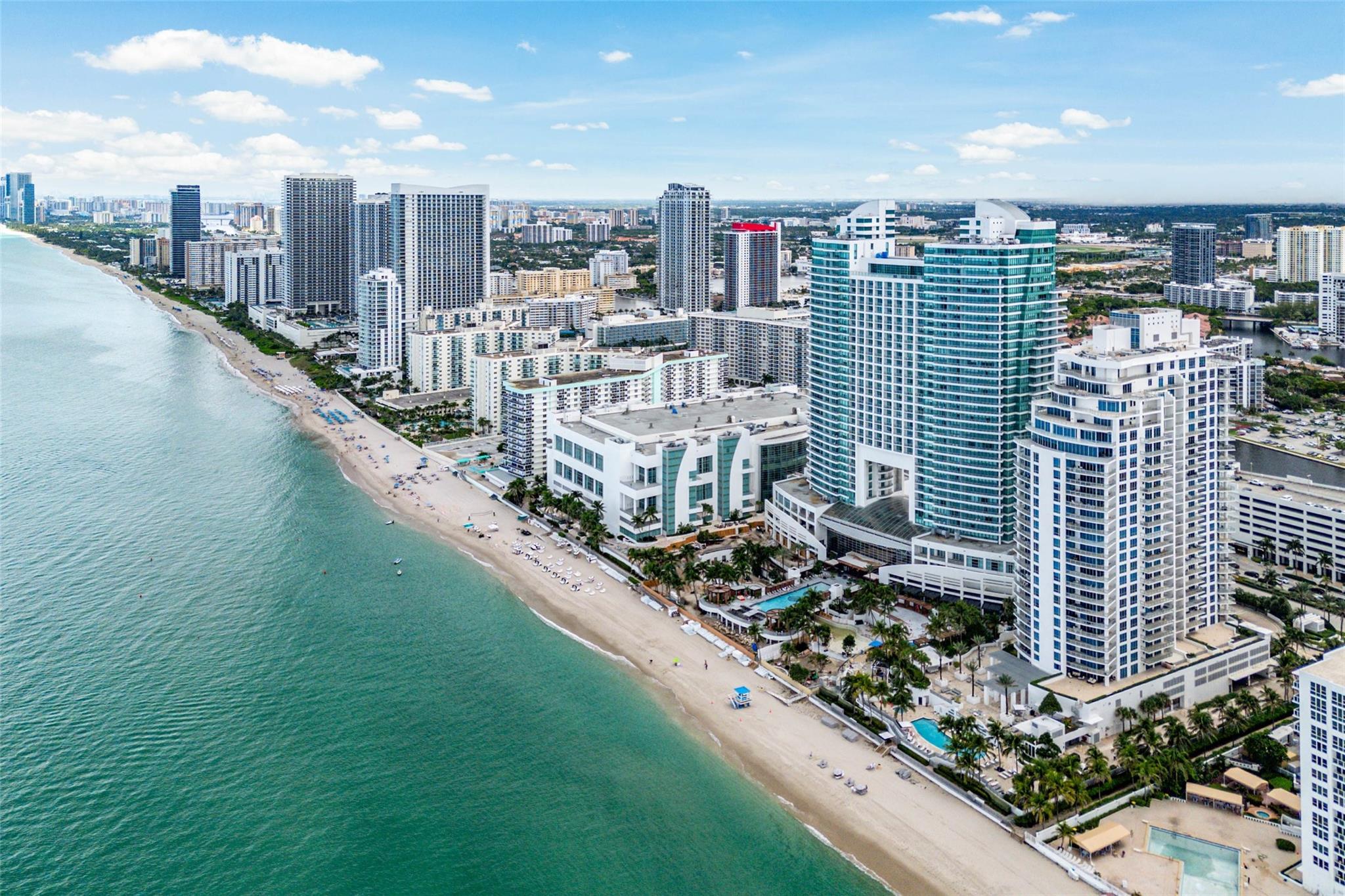 Photo for 3535 S Ocean Drive, 2605, Hollywood, FL 33019 - Listing #FX-10526434 3535 S Ocean Drive, 2605, Hollywood, FL 33019