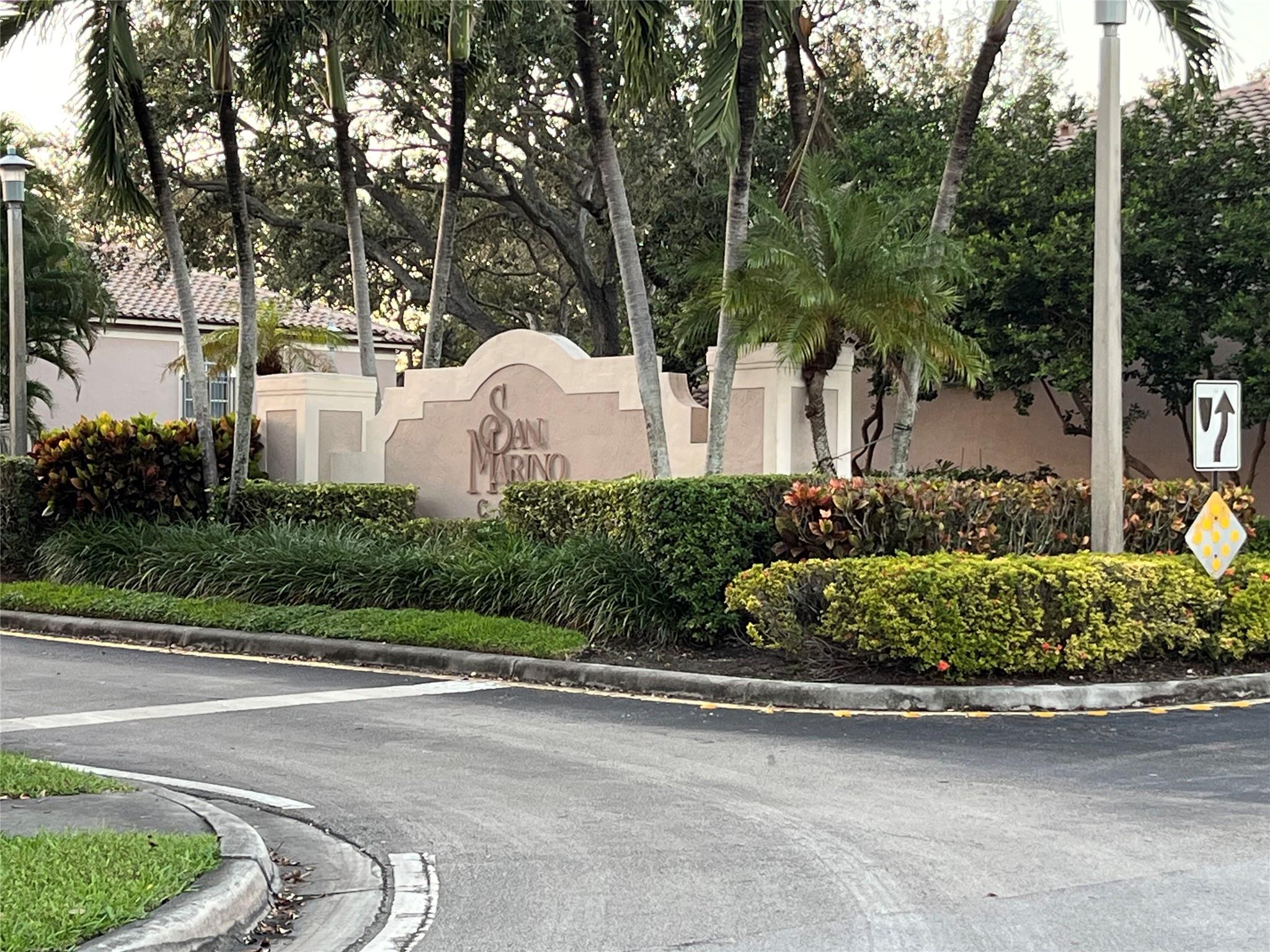 Photo for 9702 NW 23rd Court, 9702, Pembroke Pines, FL 33024 - listing #FX-10534398 9702 NW 23rd Court, 9702, Pembroke Pines, FL 33024