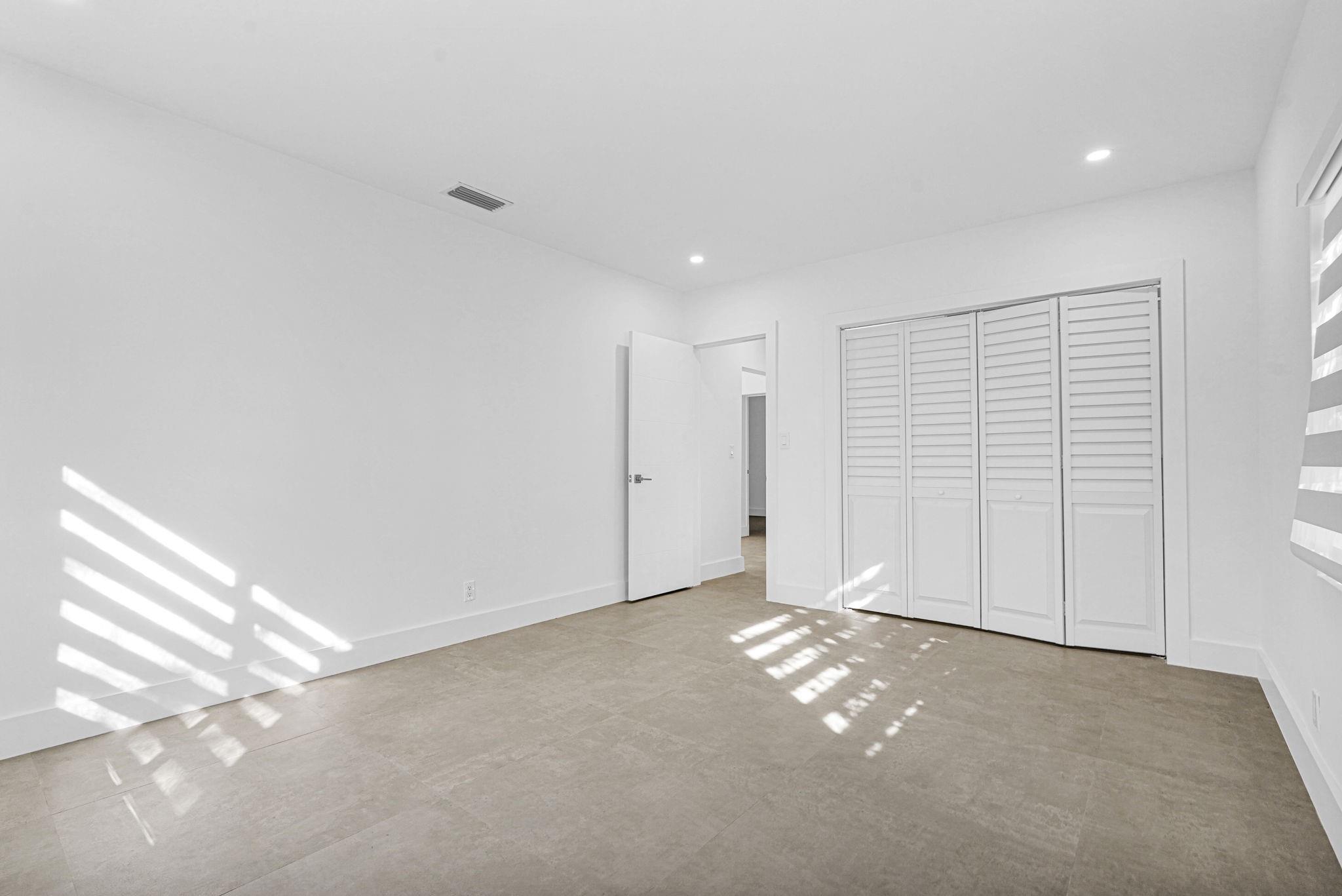 2291 SW 17th Street, Miami, FL 33145