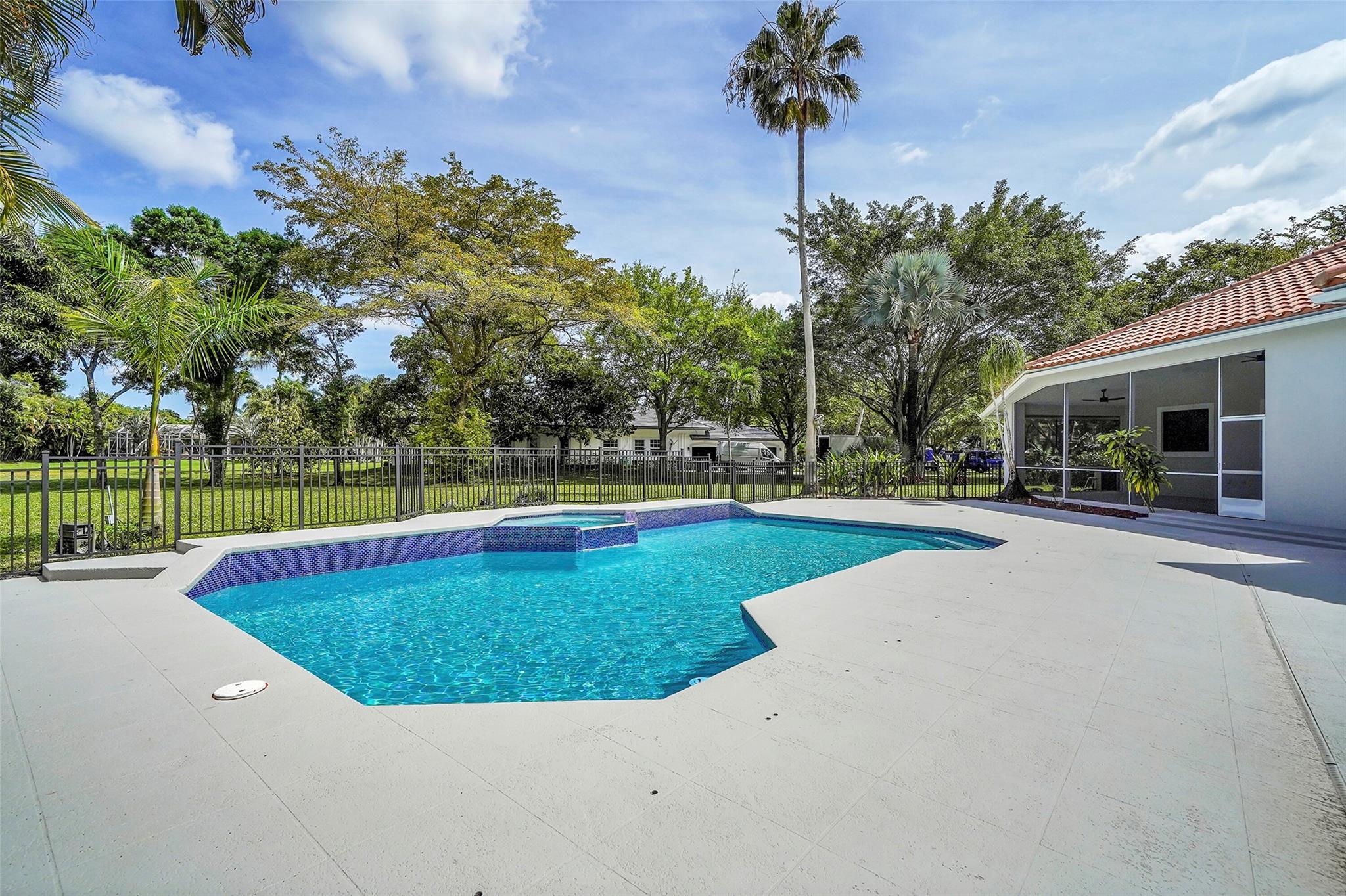 7685 NW 47th Drive, Coral Springs, FL 33067