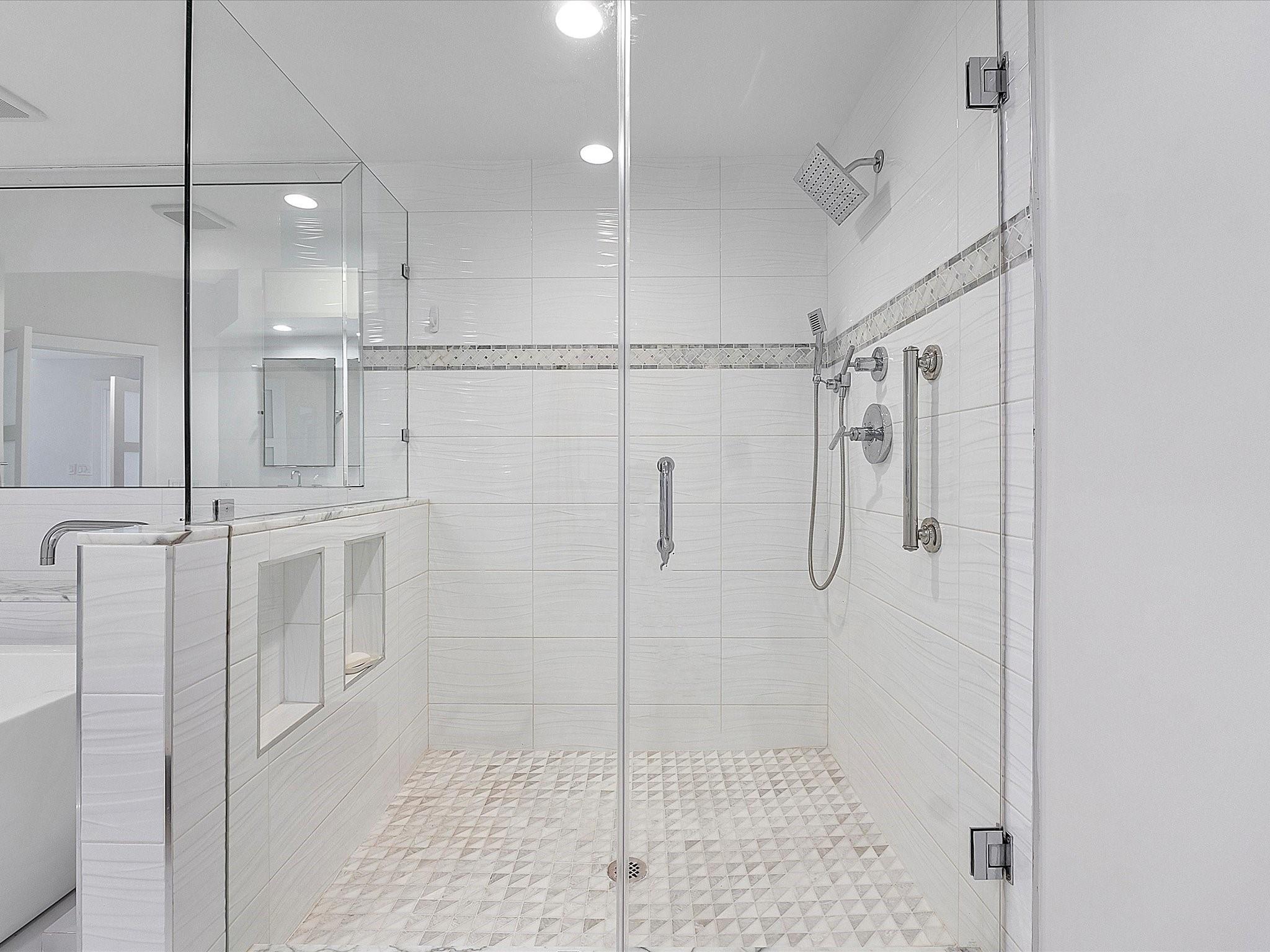 Photo for 3100 N Ocean Boulevard, 1202, Fort Lauderdale, FL 33308 - Listing #FX-10487193 3100 N Ocean Boulevard, 1202, Fort Lauderdale, FL 33308