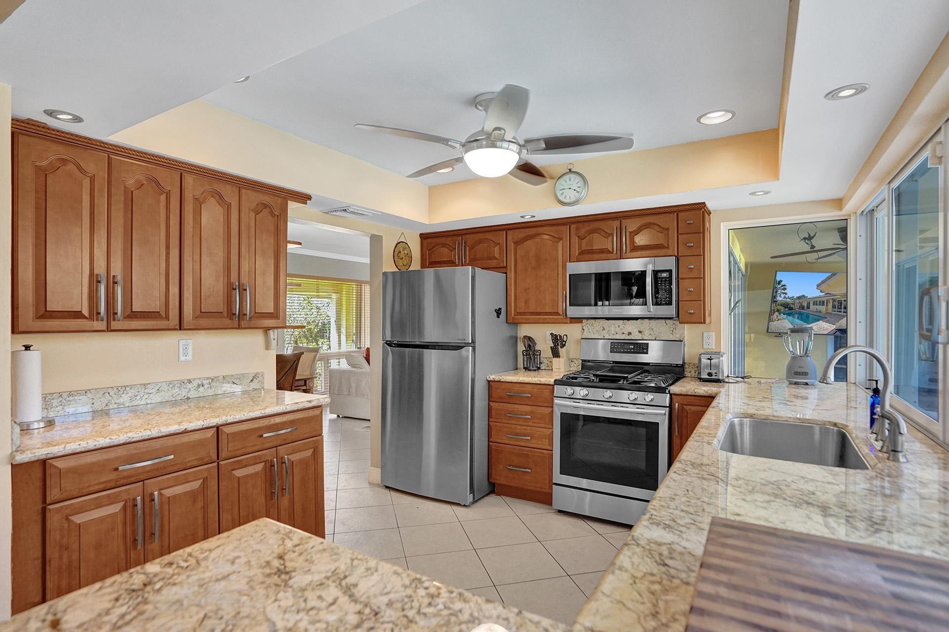 Photo for 5850 NE 22 Avenue, Fort Lauderdale, FL 33308 - Listing #FX-10486598 5850 NE 22 Avenue, Fort Lauderdale, FL 33308