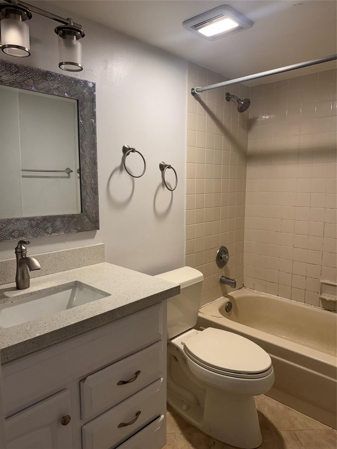 9055 Wiles Road 307, Coral Springs, FL 33067