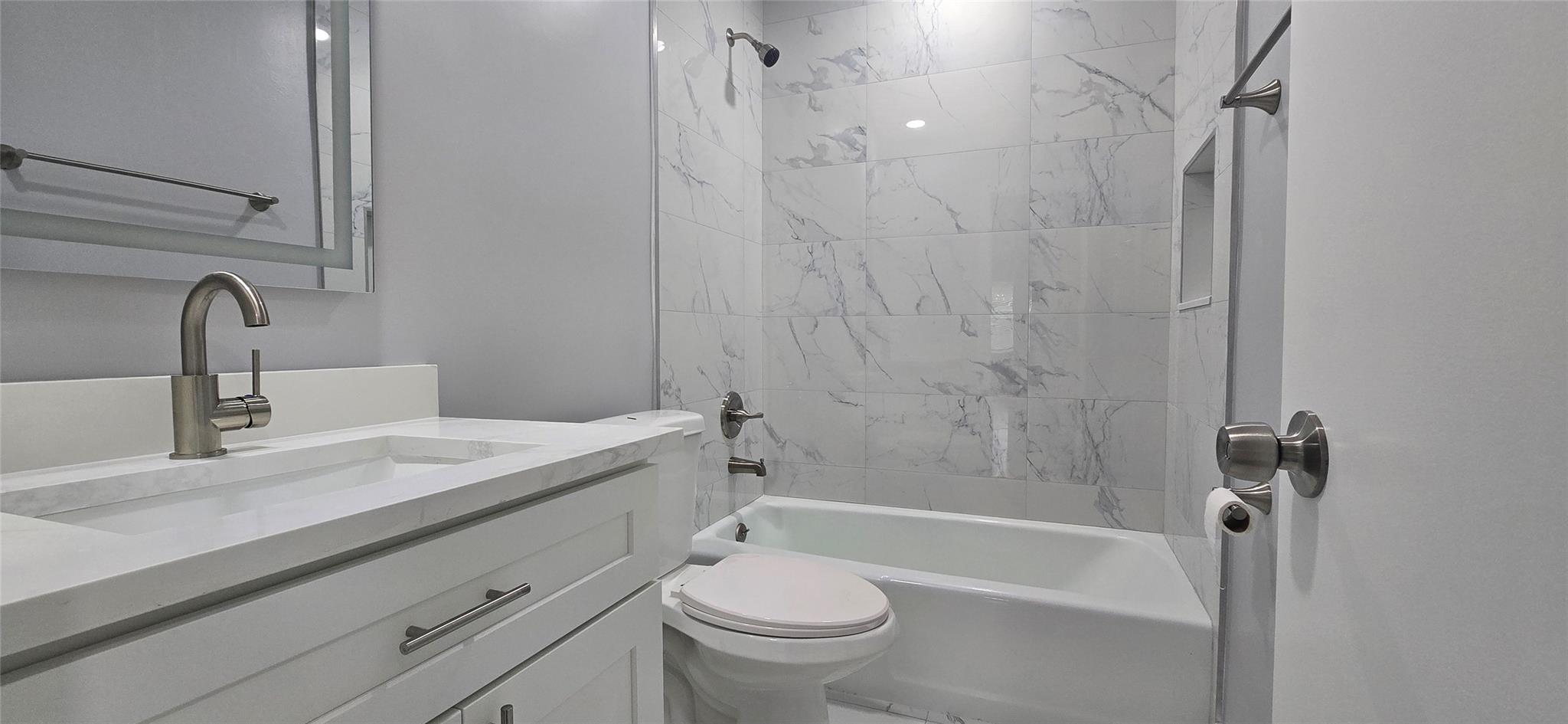 8606 NW 35th Street 5, Coral Springs, FL 33065