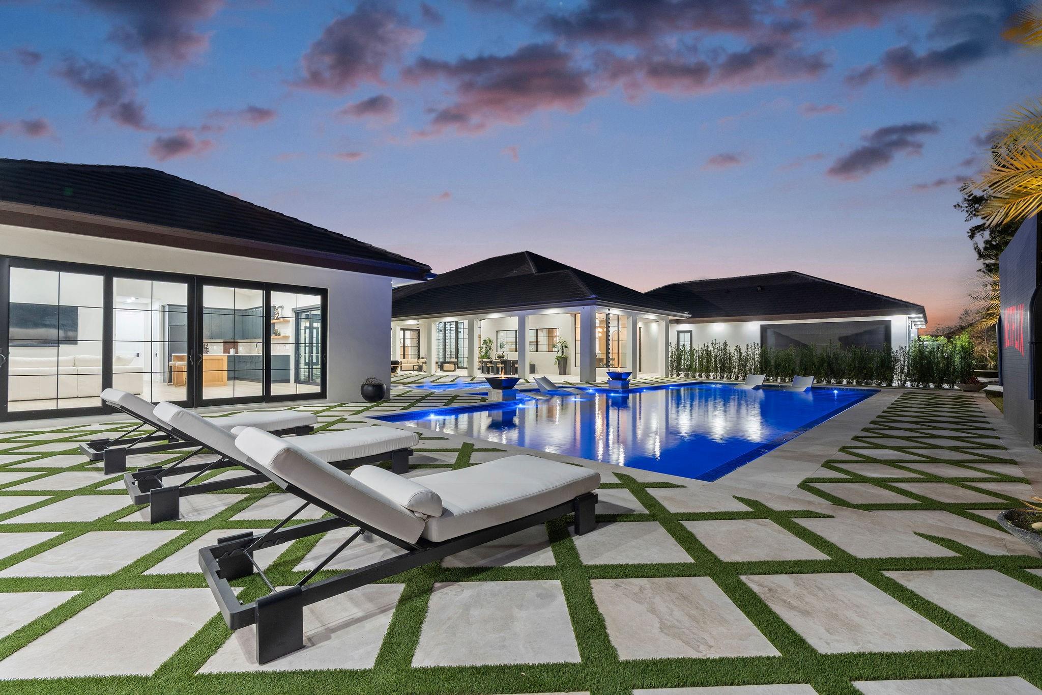 13110 Mustang Trail, Southwest Ranches, FL 33330