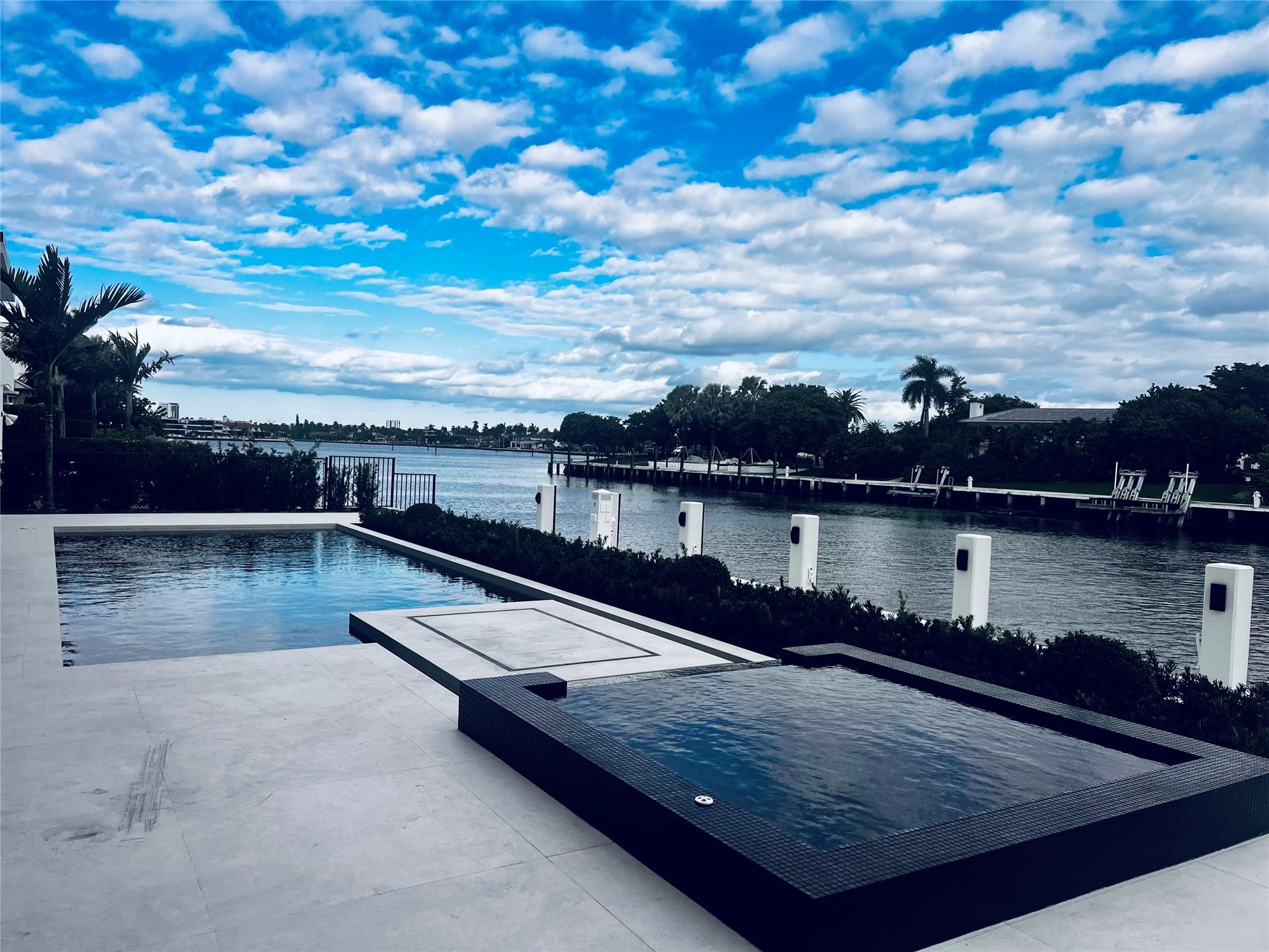 23 Isla Bahia Drive, Fort Lauderdale, FL 33316