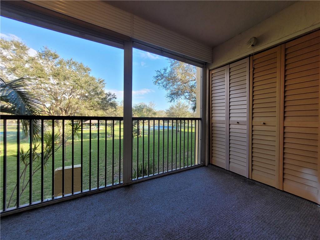 2027 Coral Ridge Drive 206 S, Coral Springs, FL 33071