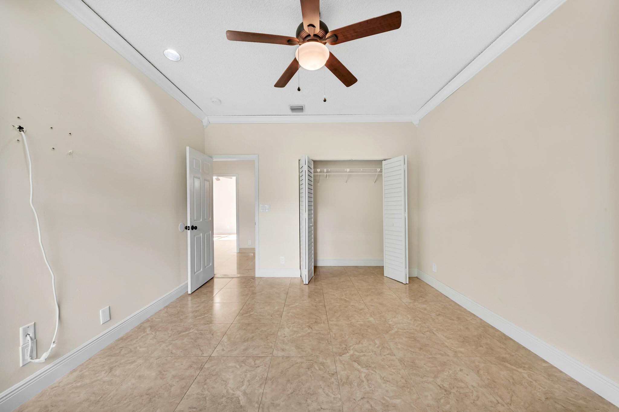 645 NW 102nd Avenue, Coral Springs, FL 33071