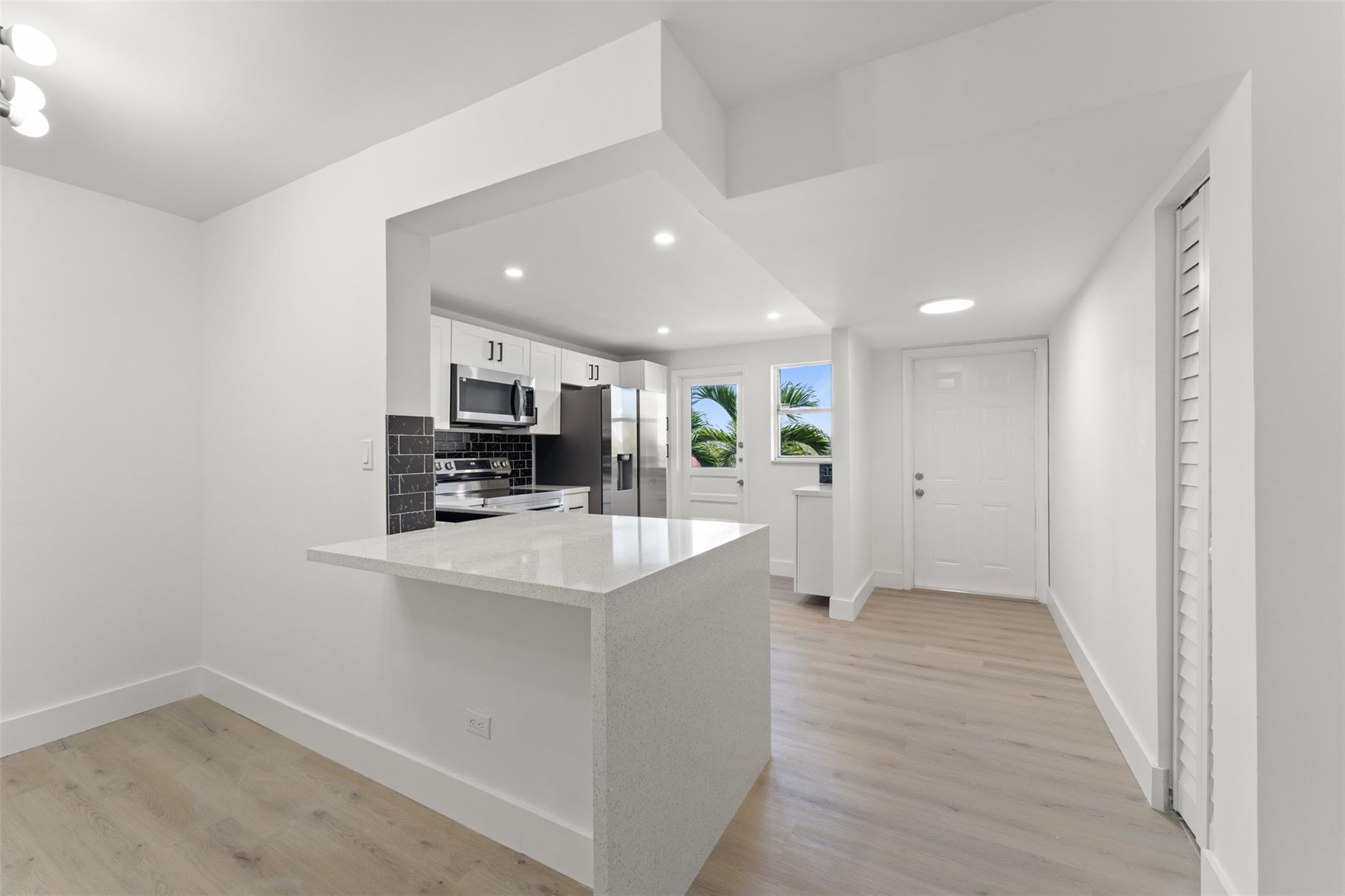 441 NE 195th Street 302, Miami, FL 33179