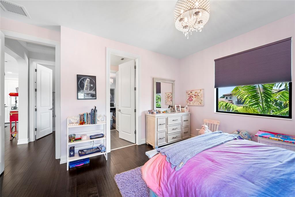 Photo for 11146 Meridian Drive N, Parkland, FL 33076 - Listing #FX-10438202 11146 Meridian Drive N, Parkland, FL 33076