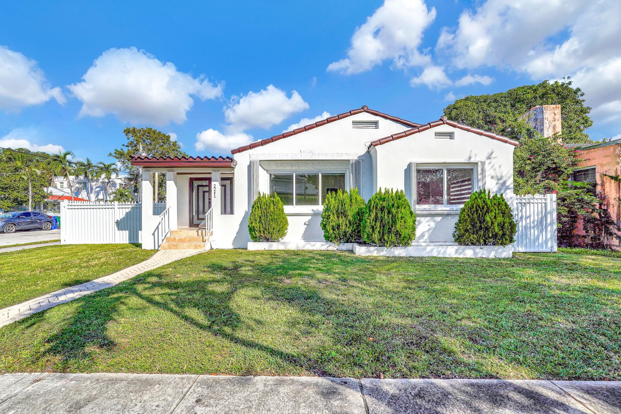 2291 SW 17th Street, Miami, FL 33145