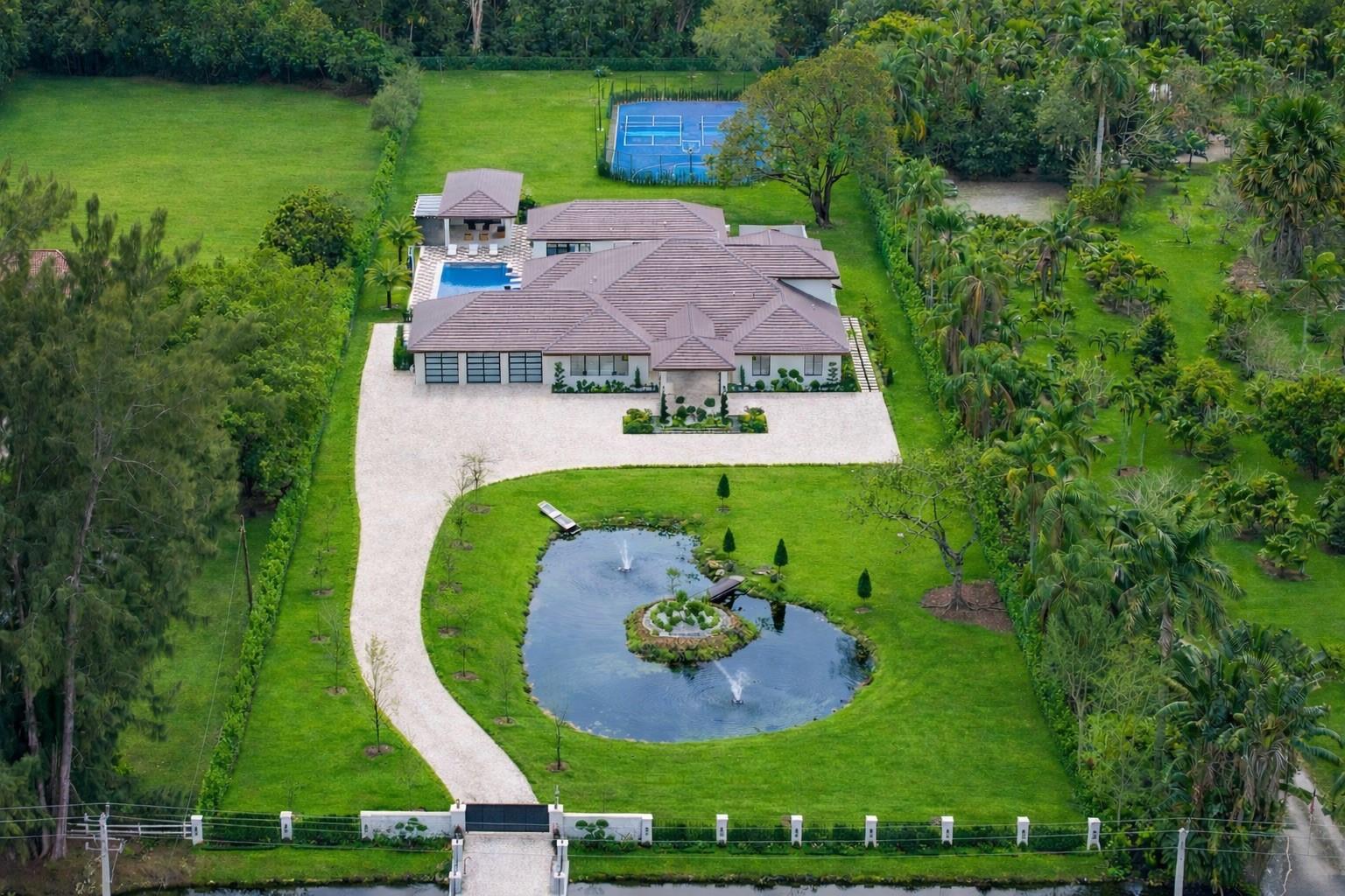 13110 Mustang Trail, Southwest Ranches, FL 33330