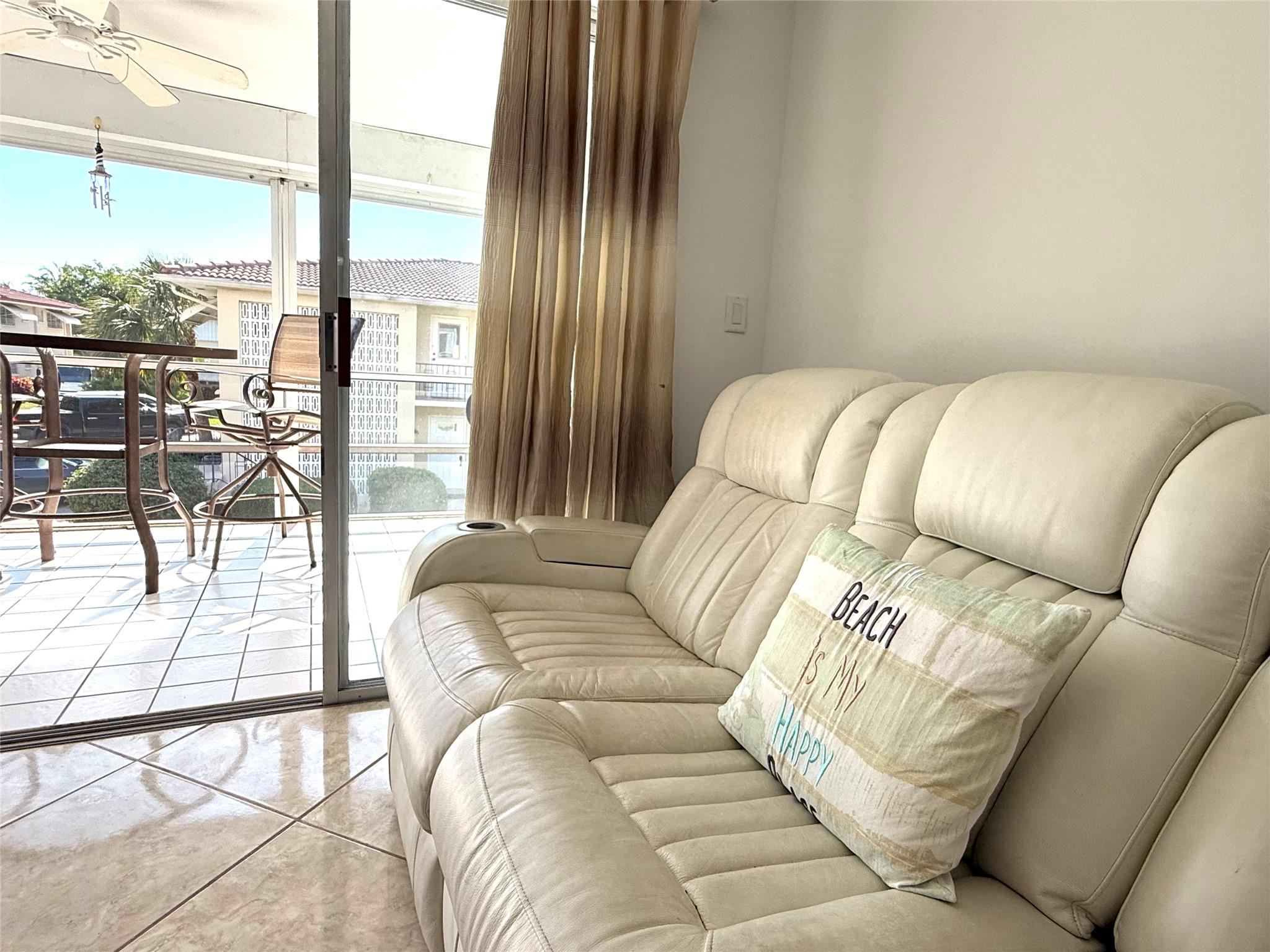Photo for 2130 NE 36th Street, 66, Lighthouse Point, FL 33064 - Listing #FX-10483863 2130 NE 36th Street, 66, Lighthouse Point, FL 33064