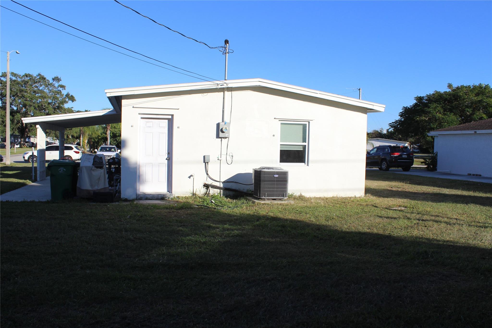 LAUNDRY ROOM IN THE BACK OF HOUSE