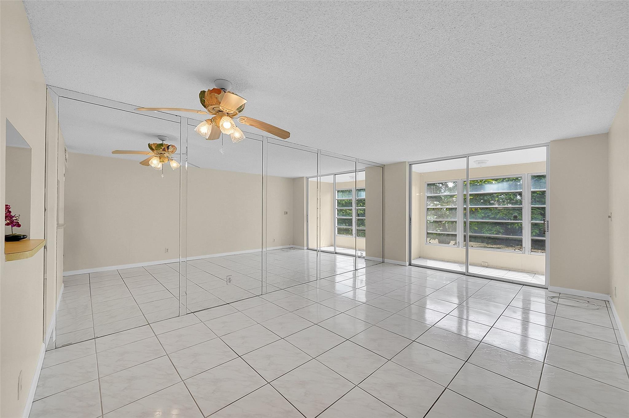 Photo for 9460 Sunrise Lakes Boulevard, 106, Sunrise, FL 33322 - Listing #FX-10526719 9460 Sunrise Lakes Boulevard, 106, Sunrise, FL 33322
