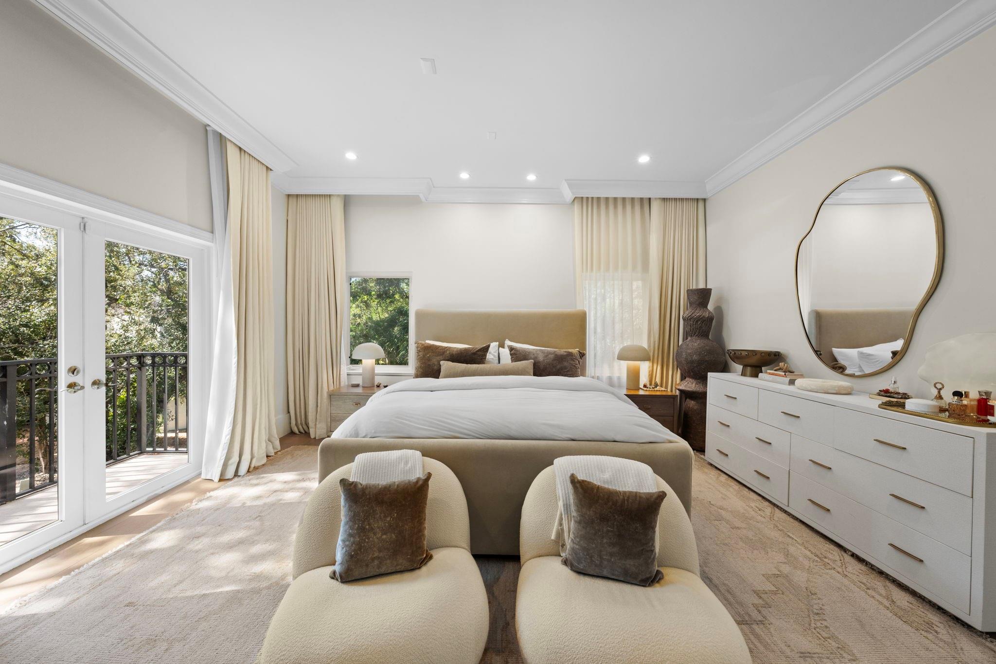 2765 Brickell Court, Miami, FL 33129