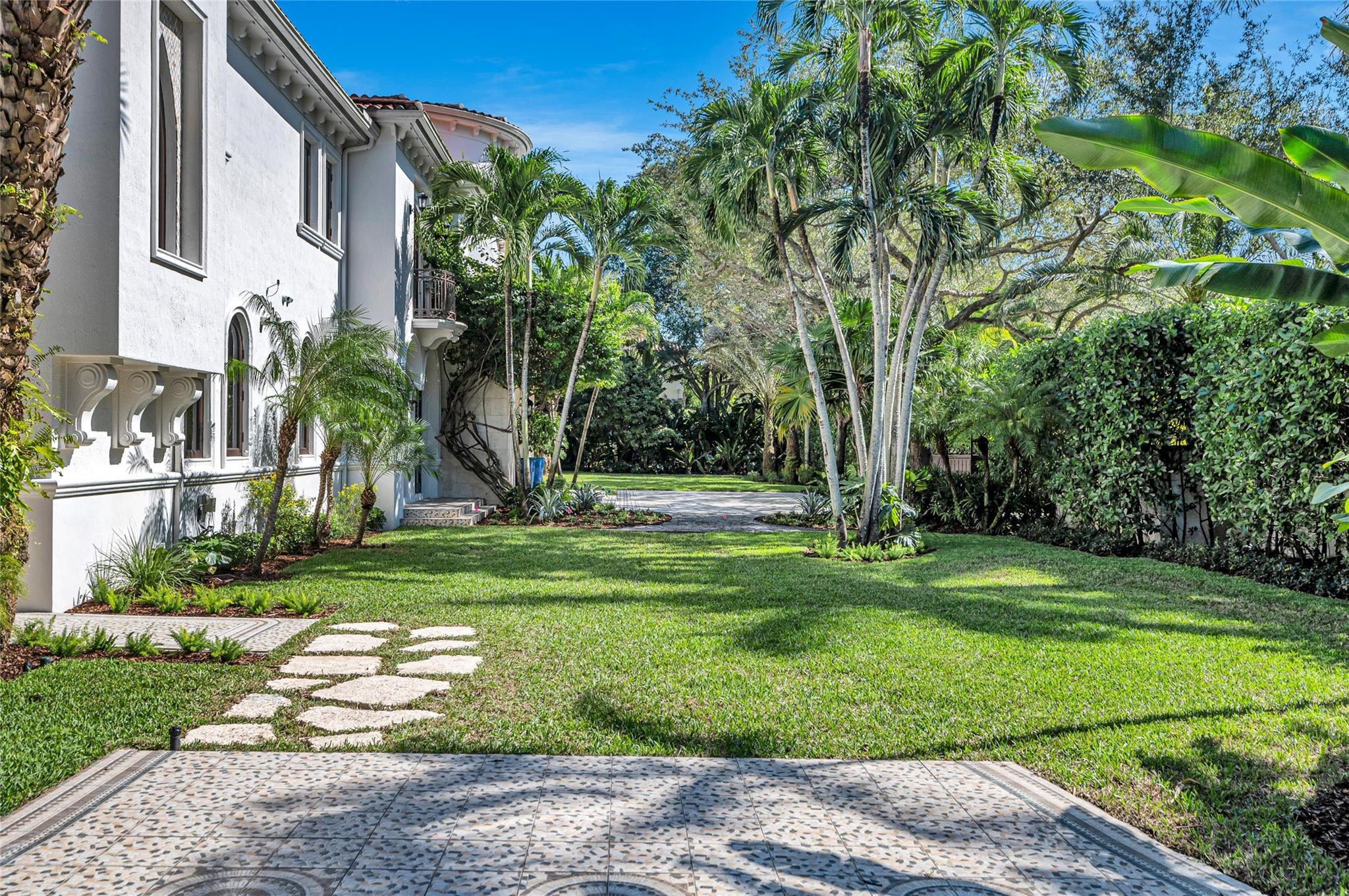 4955 SW 83rd Street, Miami, FL 33143