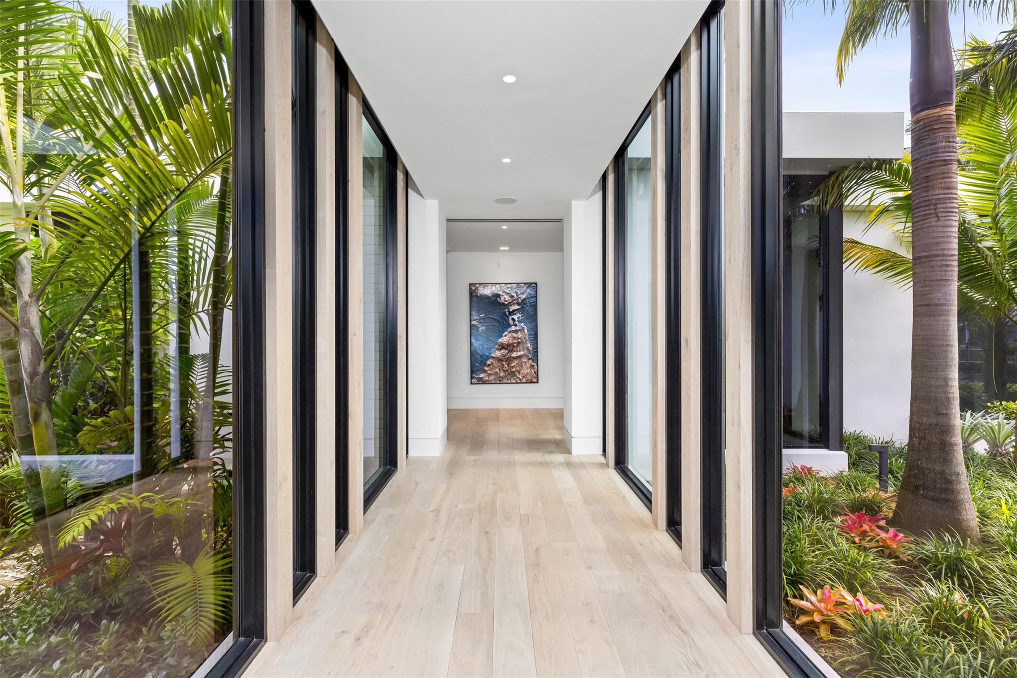 516 Mola Avenue, Fort Lauderdale, FL 33301