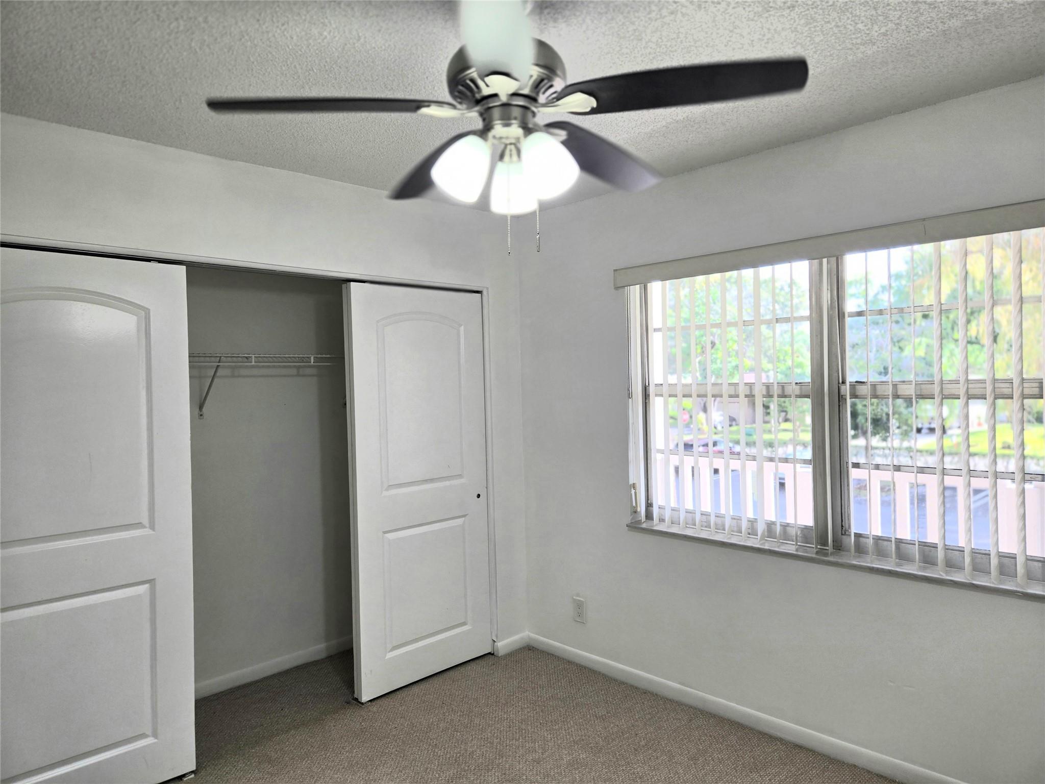 1100 NW 87th Avenue, Coral Springs, FL 33071