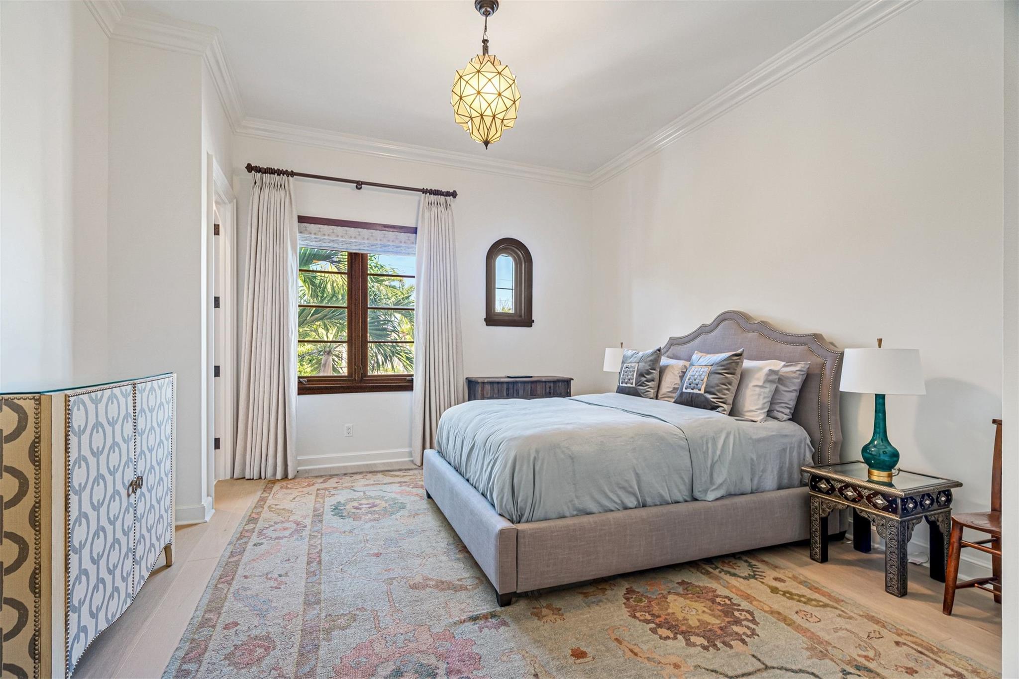 2530 Laguna Drive, Fort Lauderdale, FL 33316