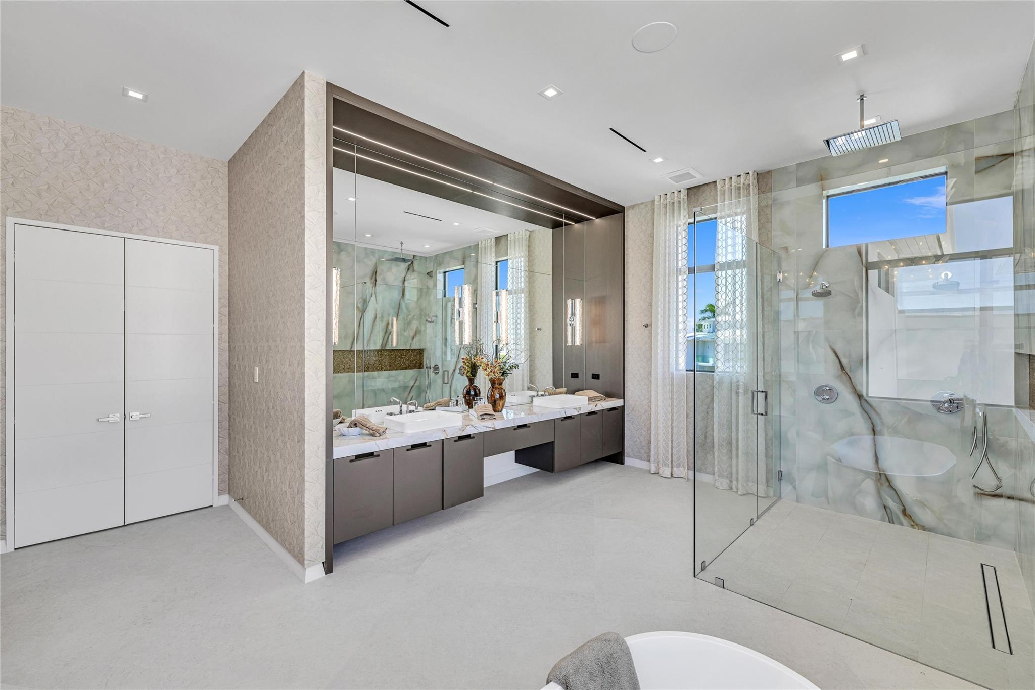 51 Isla Bahia Drive, Fort Lauderdale, FL 33316