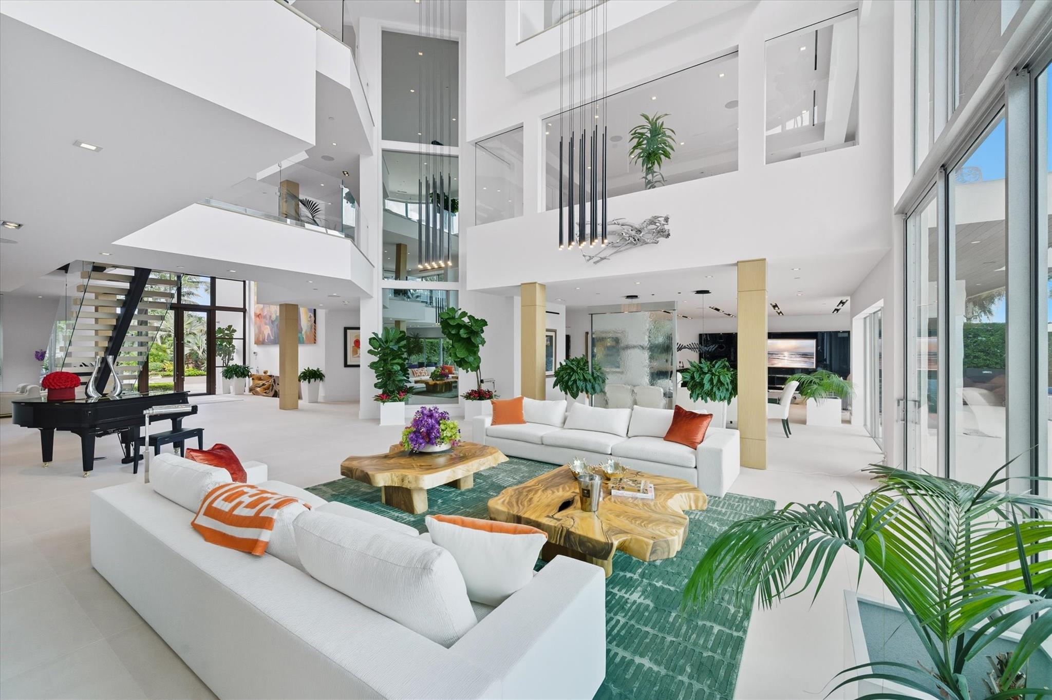 14 N Isla Bahia Drive, Fort Lauderdale, FL 33316