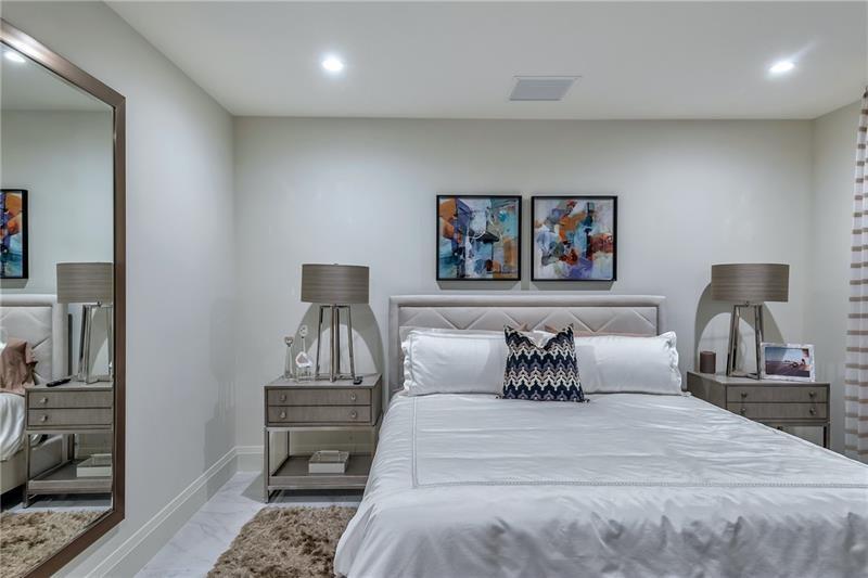 2 Fiesta Way, Fort Lauderdale, FL 33301