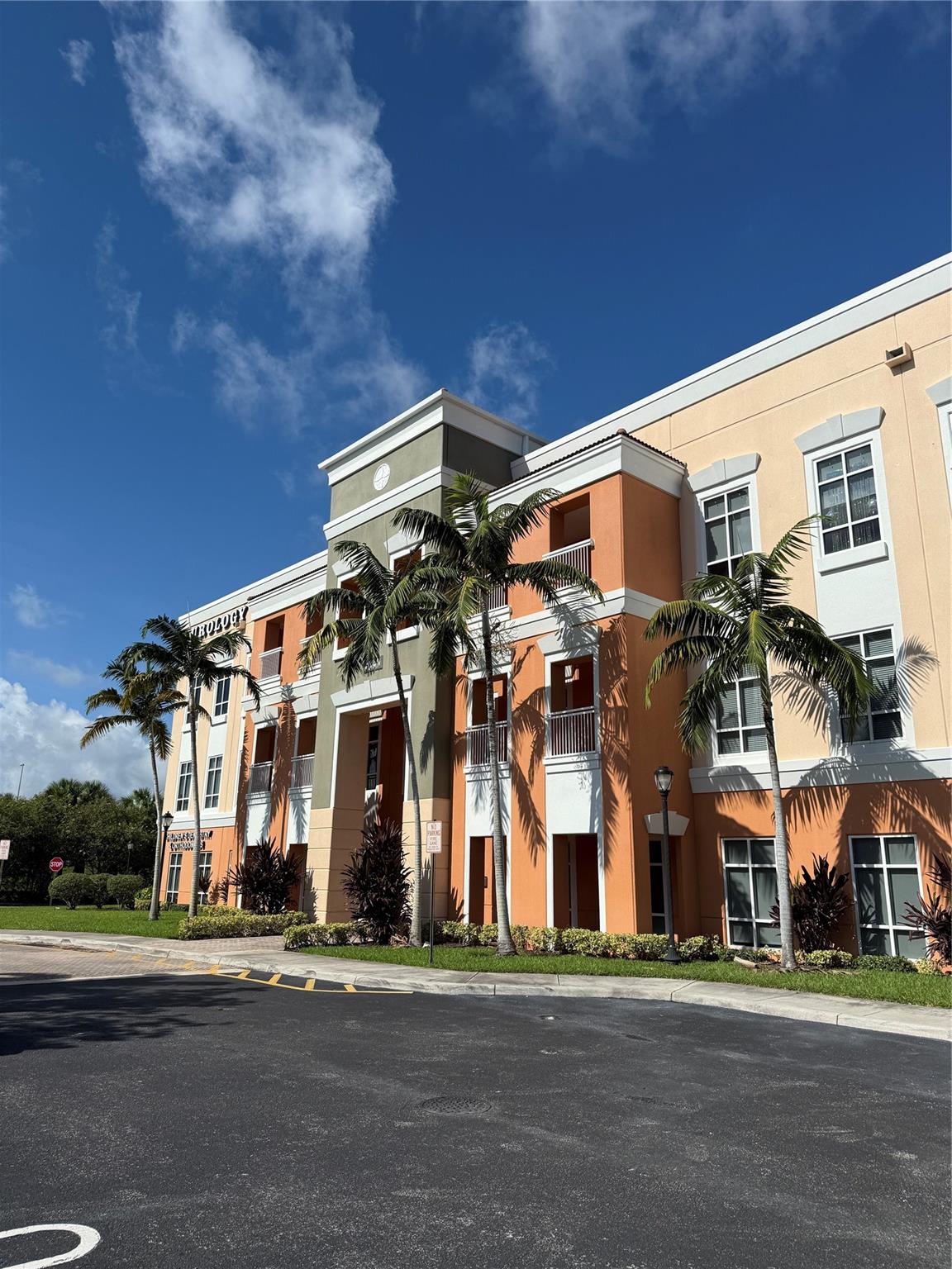 Photo for 5850 Coral Ridge Drive, 309, Coral Springs, FL 33076 - listing #FX-10535371 5850 Coral Ridge Drive, 309, Coral Springs, FL 33076