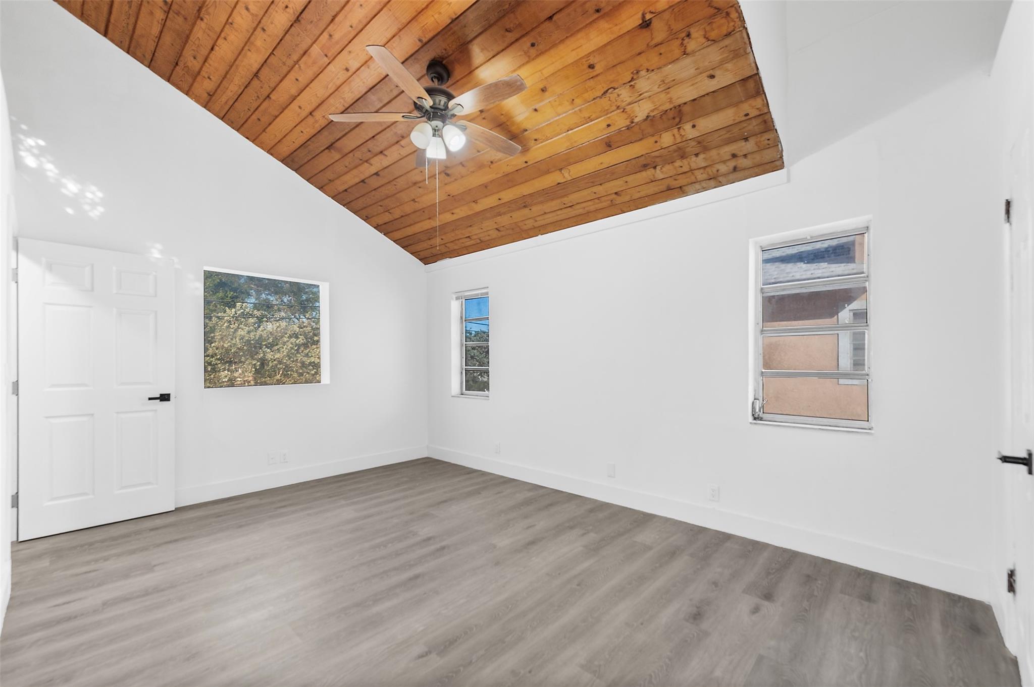 3951 Coral Springs Drive 21, Coral Springs, FL 33065