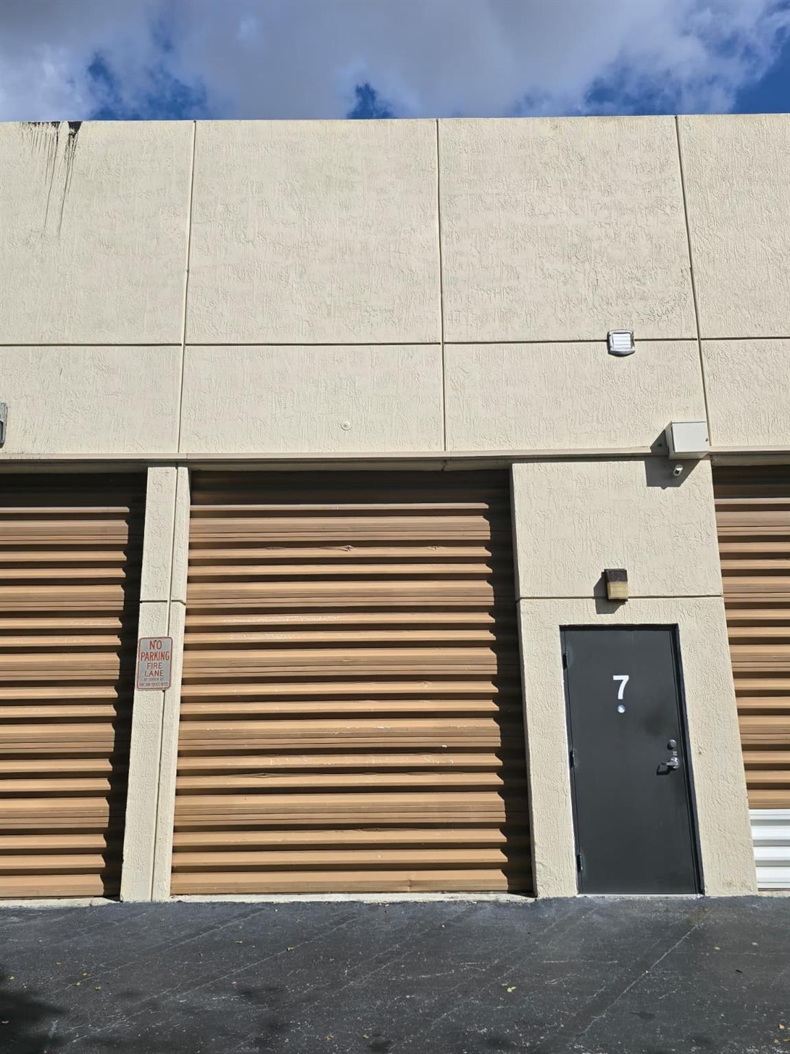 3660 NW 126th Avenue 6 & 7, Coral Springs, FL 33065