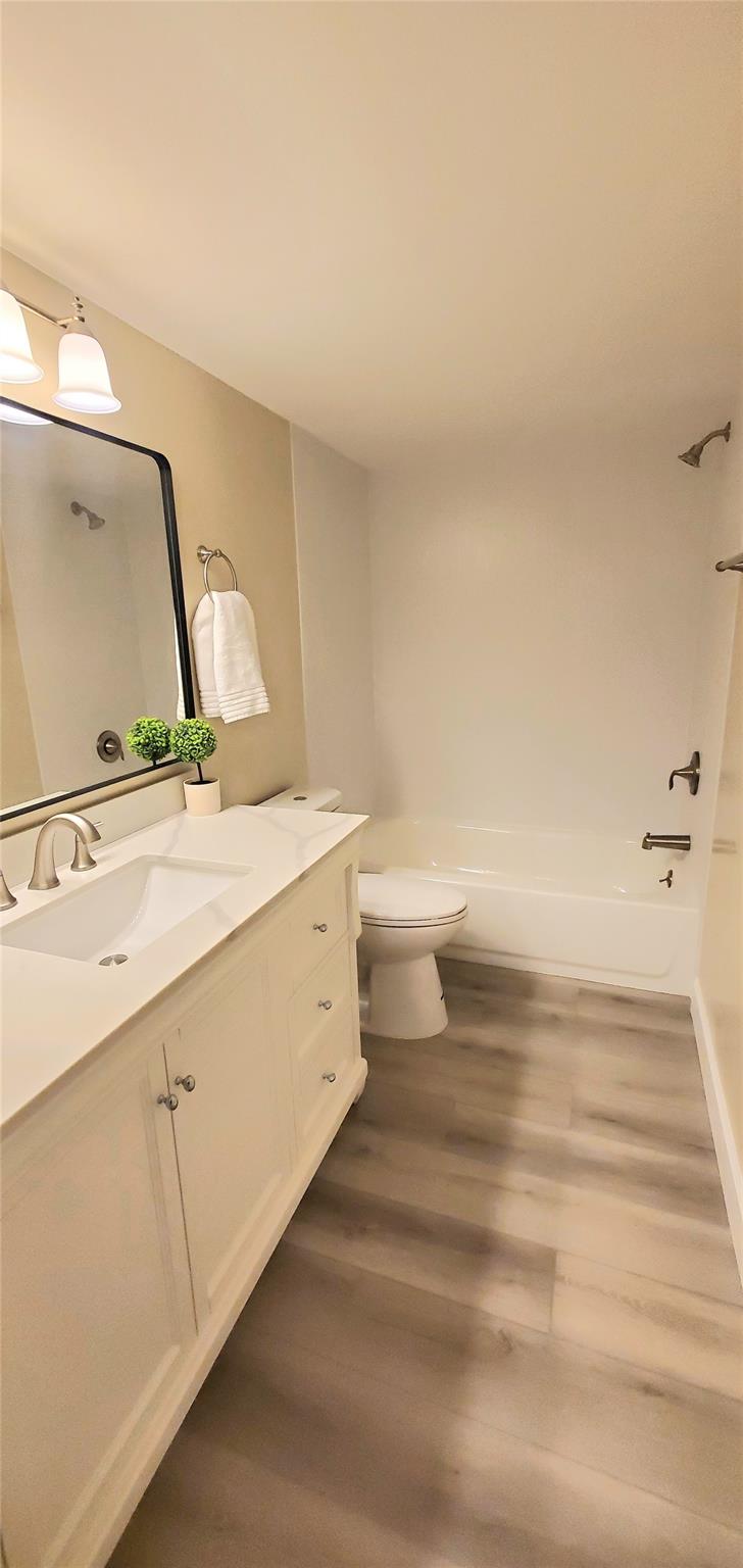 3013 NW 92nd Avenue, Coral Springs, FL 33065