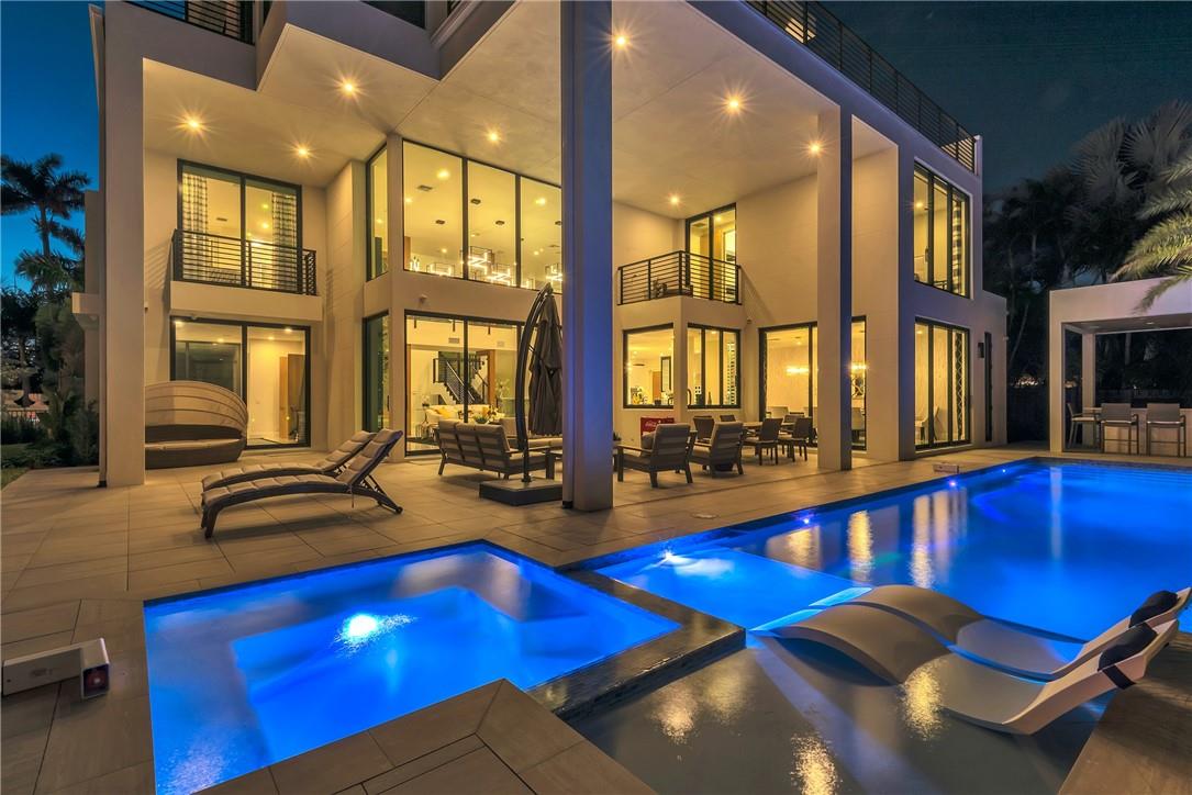 2 Fiesta Way, Fort Lauderdale, FL 33301