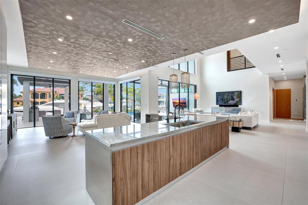 Open and spacious kitchen