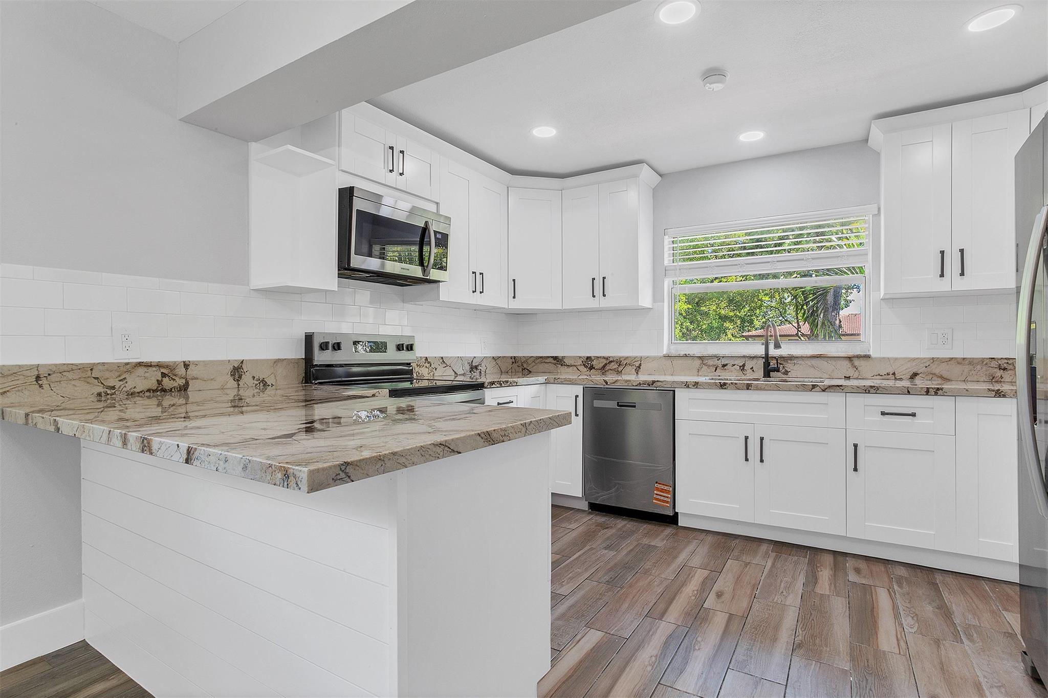 10131 NW 35th Street 16D, Coral Springs, FL 33065