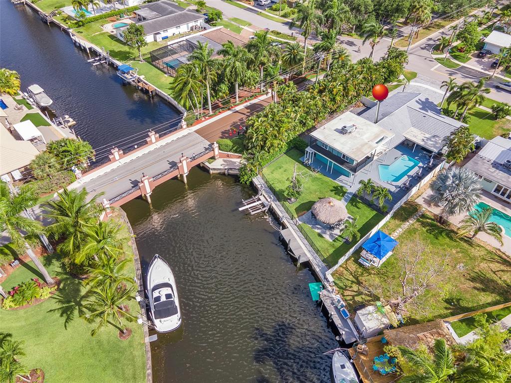 Photo for 5880 SW 19th Street, Plantation, FL 33317 - Listing #FX-10436185 5880 SW 19th Street, Plantation, FL 33317