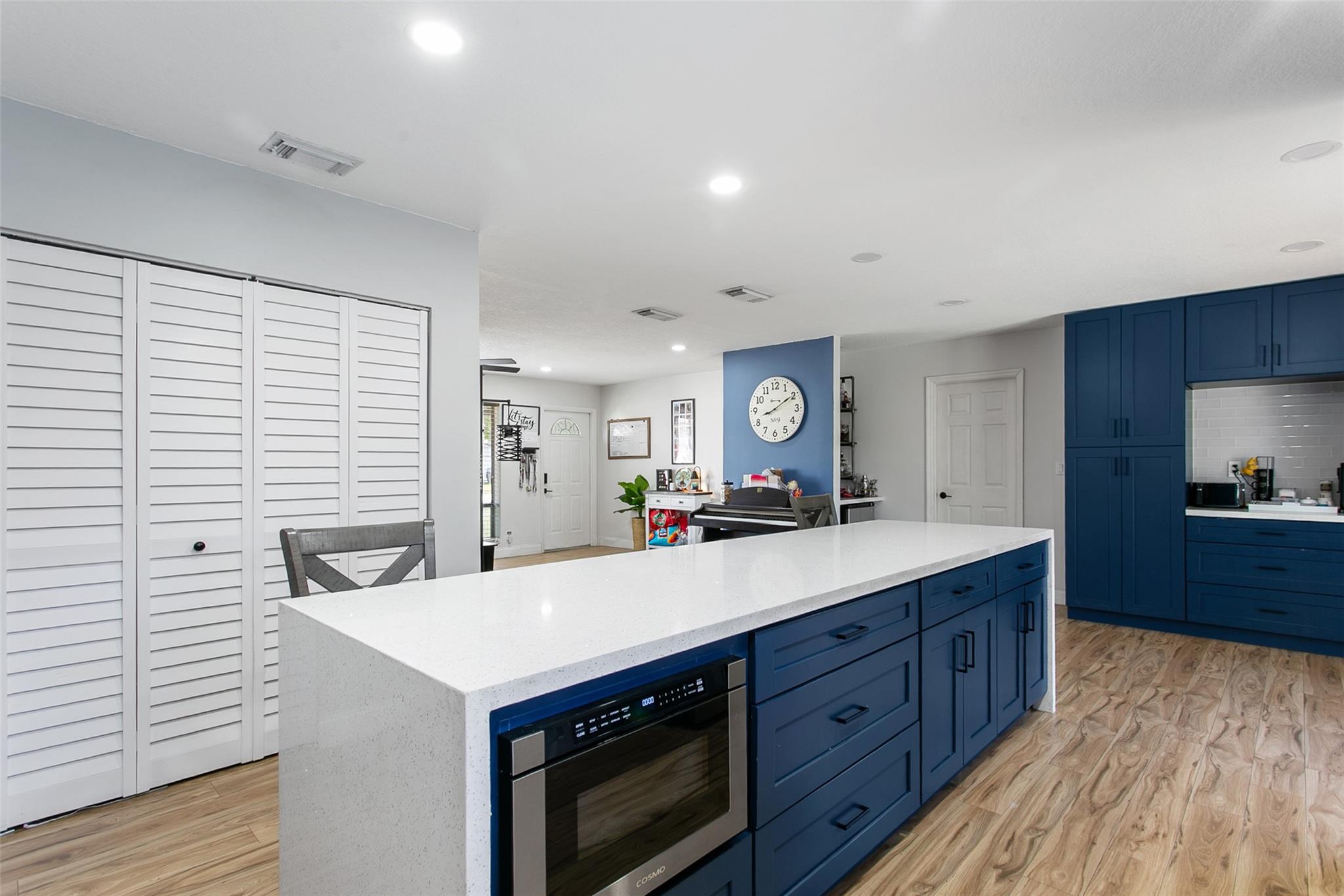 846 Ramblewood Drive, Coral Springs, FL 33071