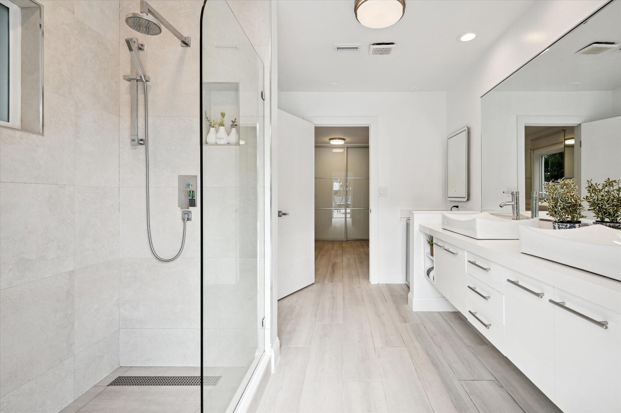 2540 Mercedes Drive, Fort Lauderdale, FL 33316