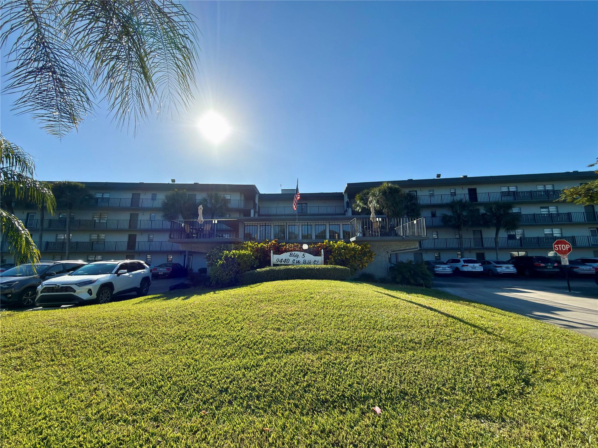 9440 SW 8 Street 208, Boca Raton, FL 33428