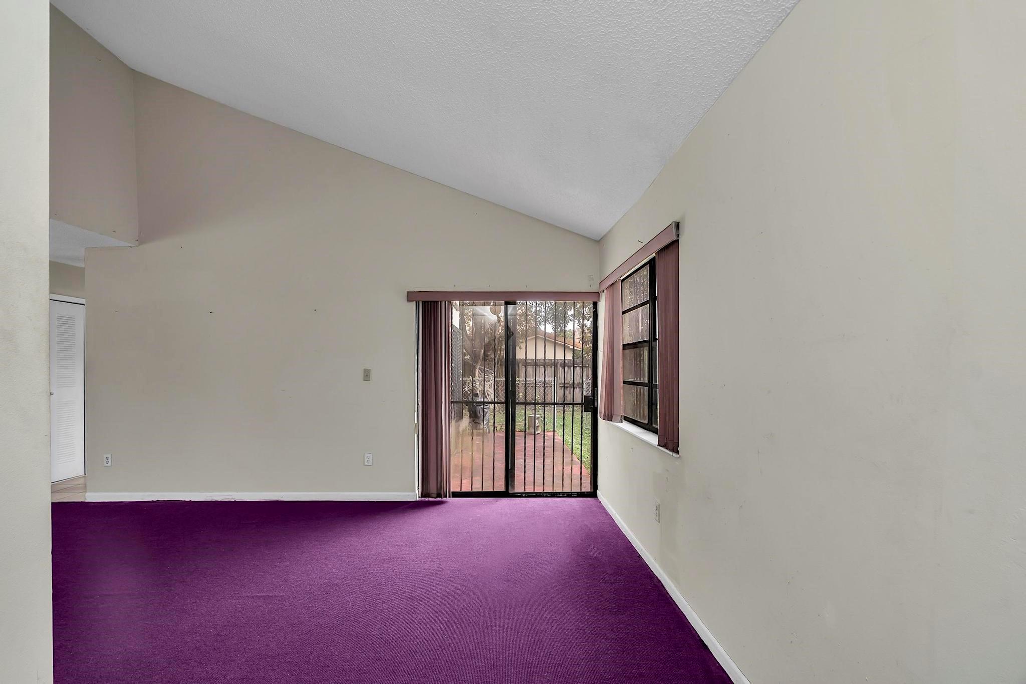 602 SW 99th Place, Miami, FL 33174