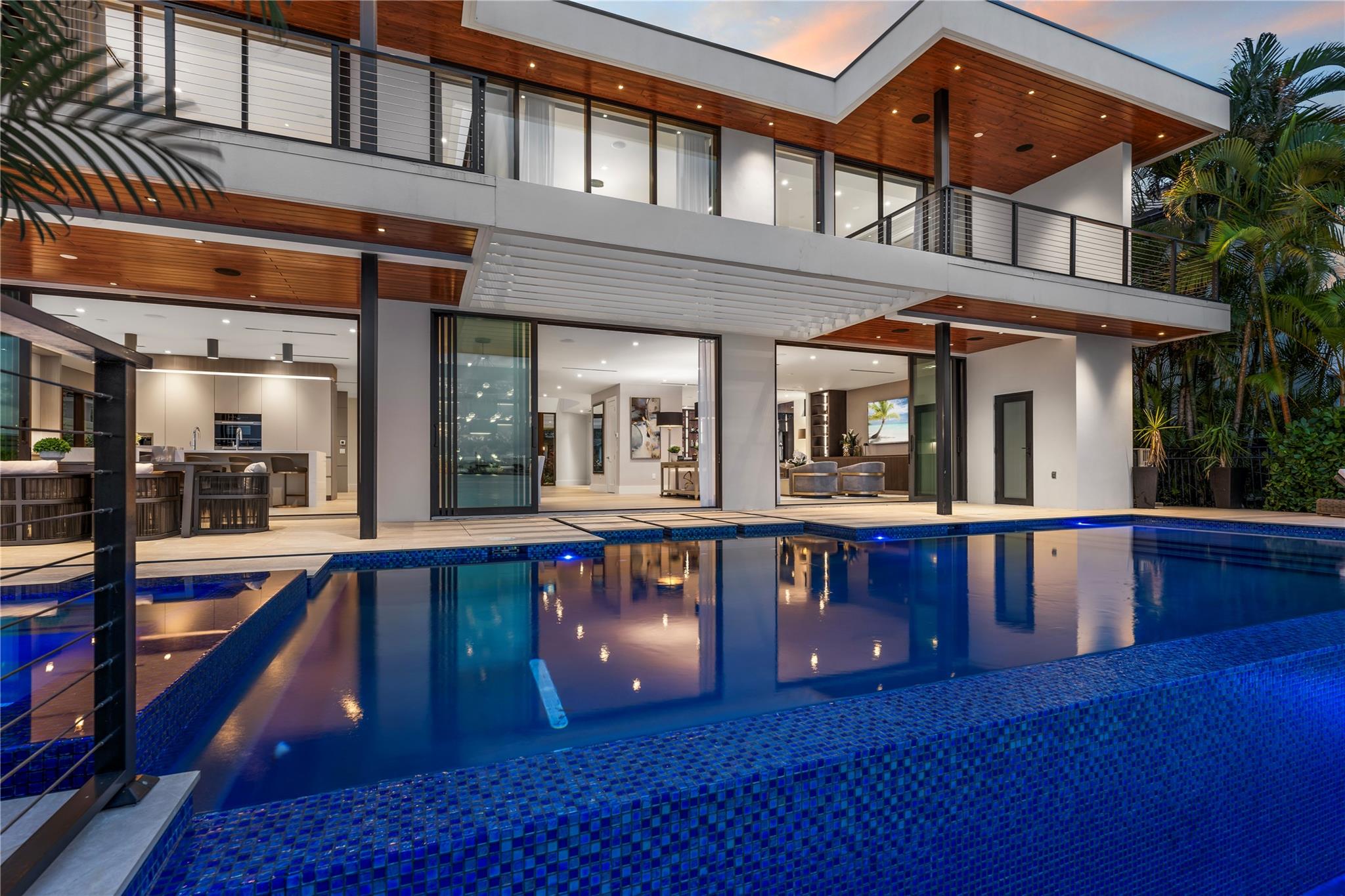 1957 Harbourview Drive, Fort Lauderdale, FL 33316