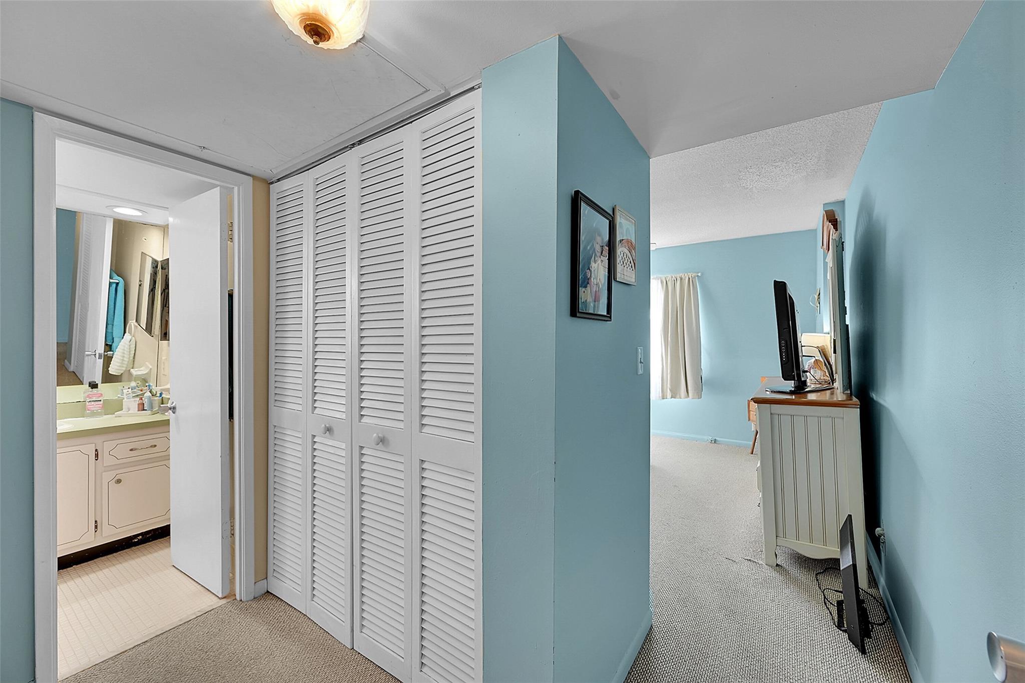 3475 Broken Woods Drive 401, Coral Springs, FL 33065