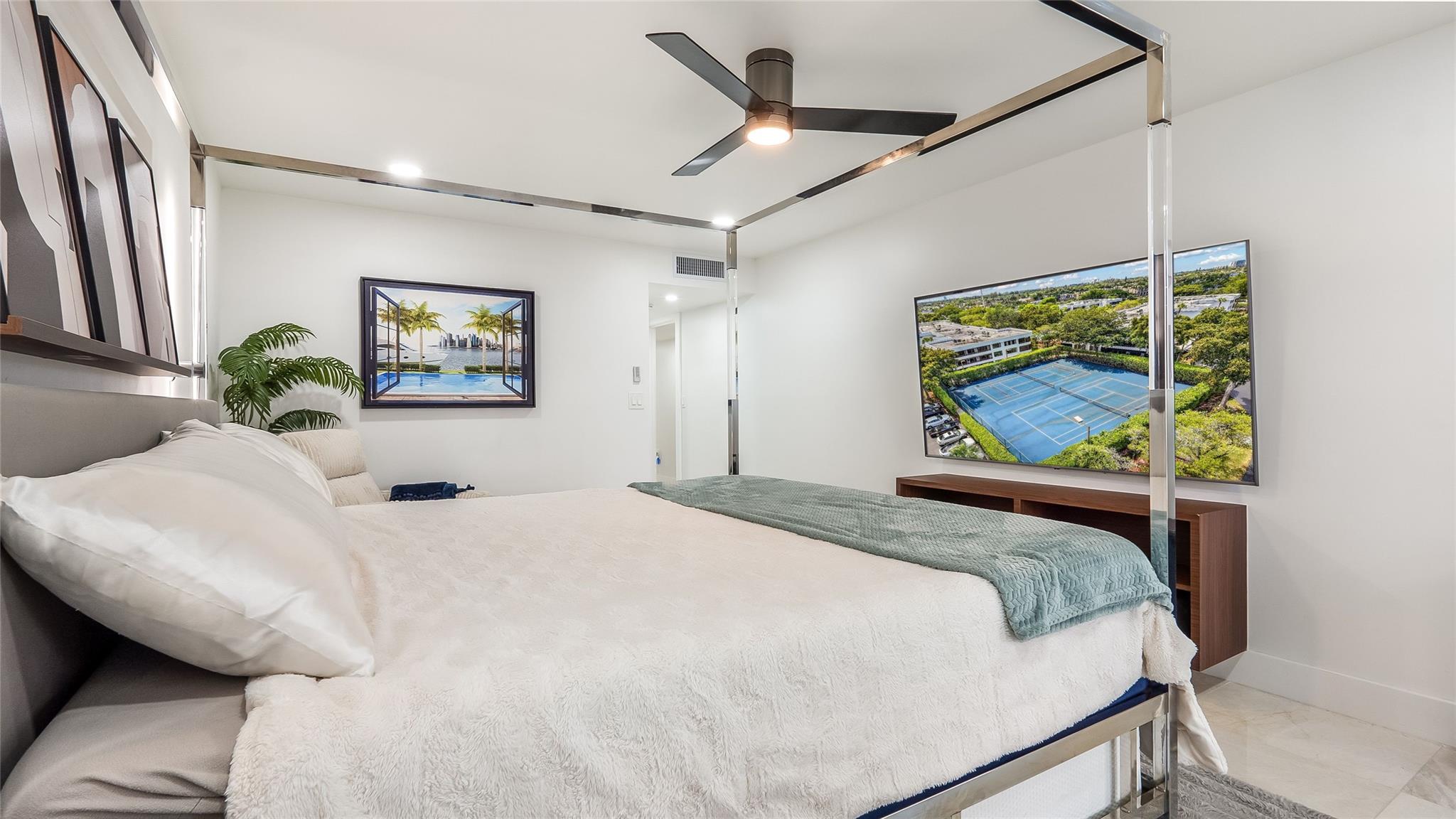 Photo for 1410 Sheridan Street, 7i, Hollywood, FL 33020 - Listing #FX-10526749 1410 Sheridan Street, 7i, Hollywood, FL 33020