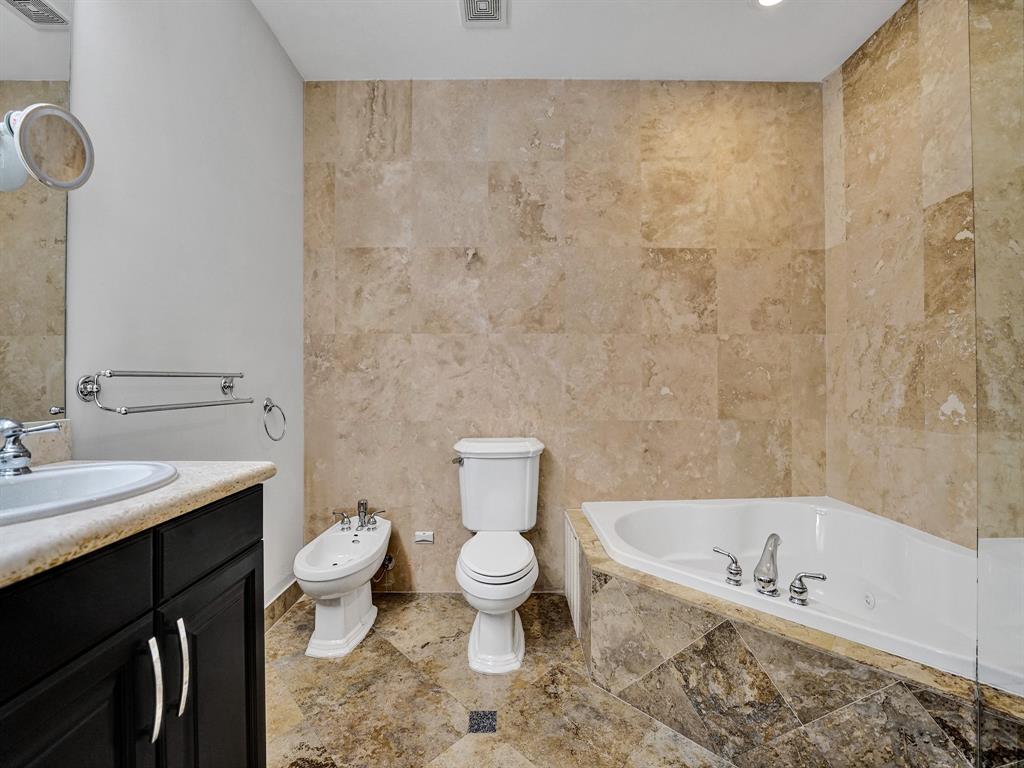 Photo for 1364 Bayview Drive, 1364, Fort Lauderdale, FL 33304 - Listing #FX-10418845 1364 Bayview Drive, 1364, Fort Lauderdale, FL 33304