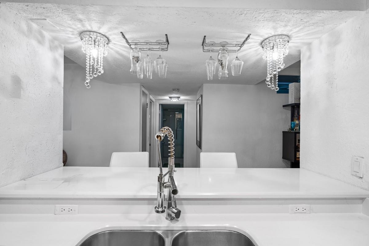 10762 La Placida Drive 7-107, Coral Springs, FL 33065