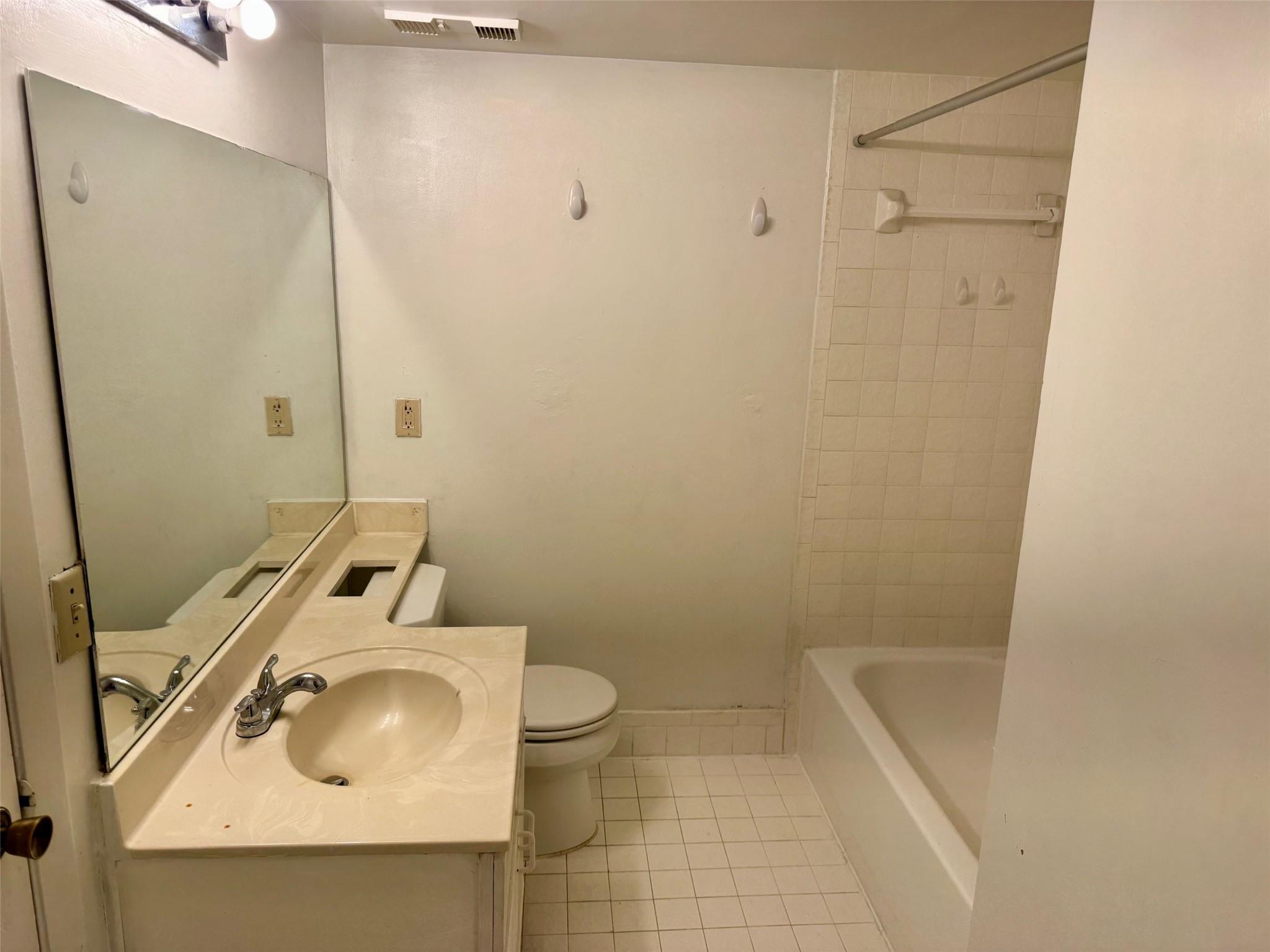 9955 Westview Drive 224, Coral Springs, FL 33076