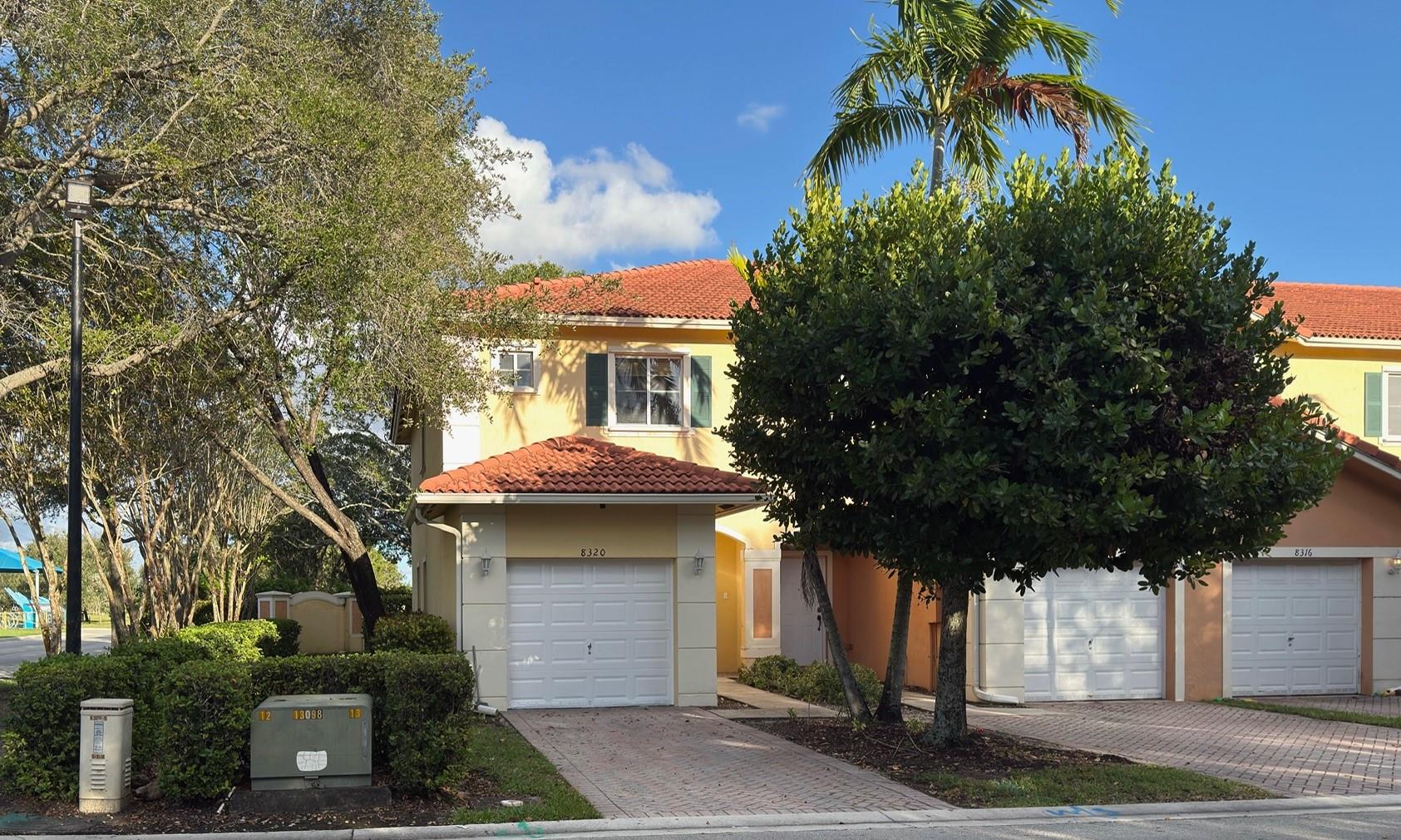 Photo for 8320 Santa Monica Avenue, 8320, Tamarac, FL 33321 - listing #FX-10533477 8320 Santa Monica Avenue, 8320, Tamarac, FL 33321